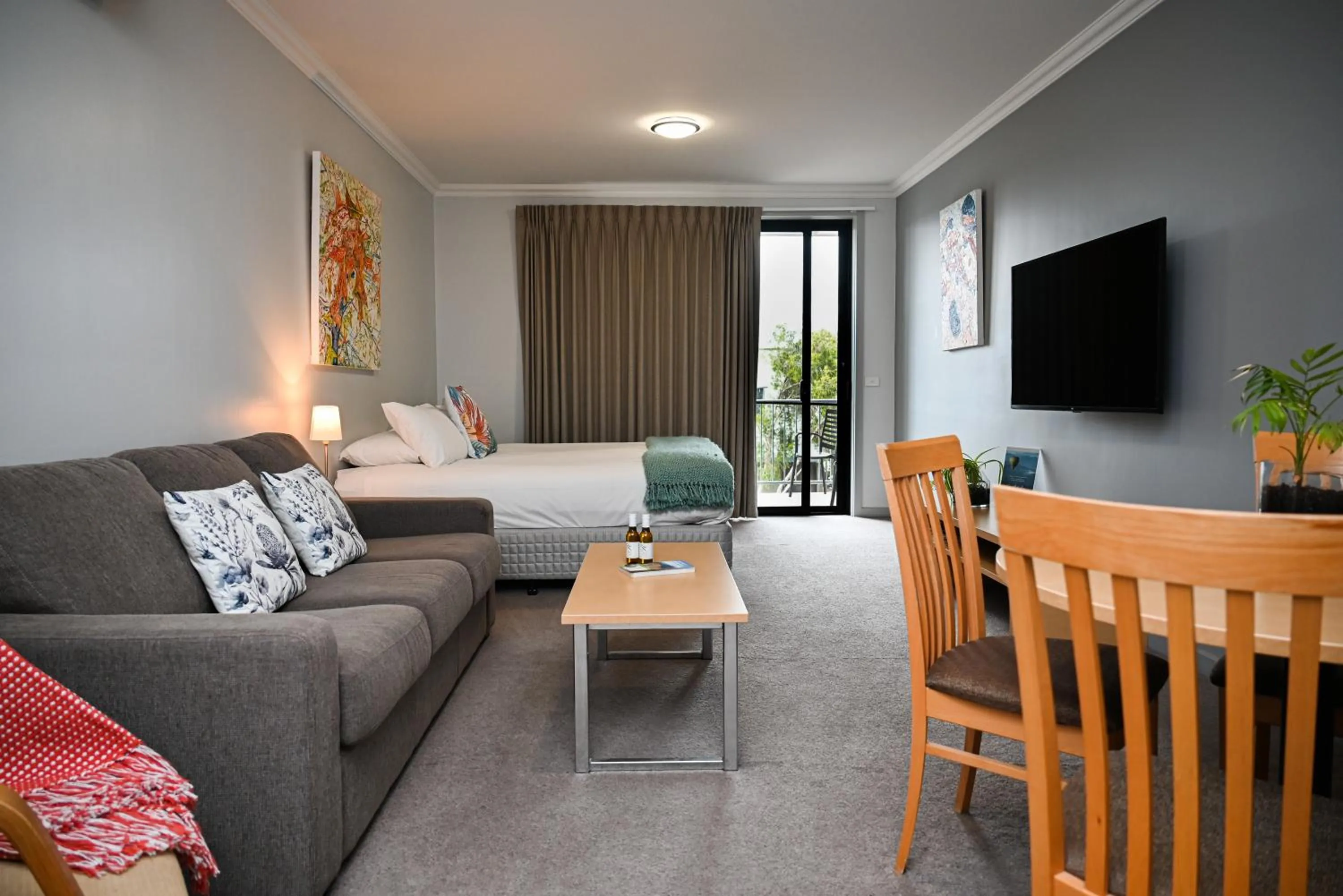 Bed in Mansfield Apartments