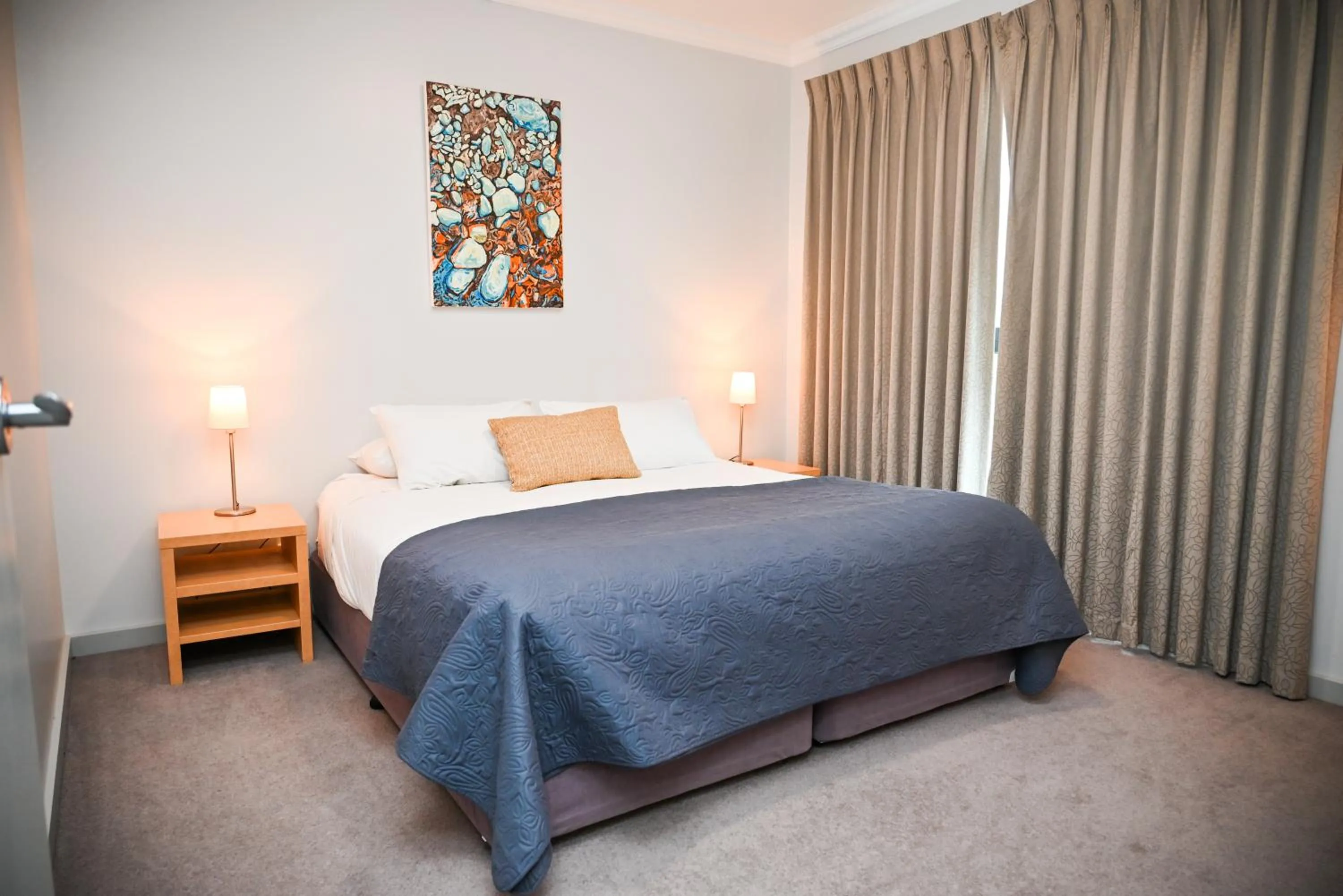 Bed in Mansfield Apartments