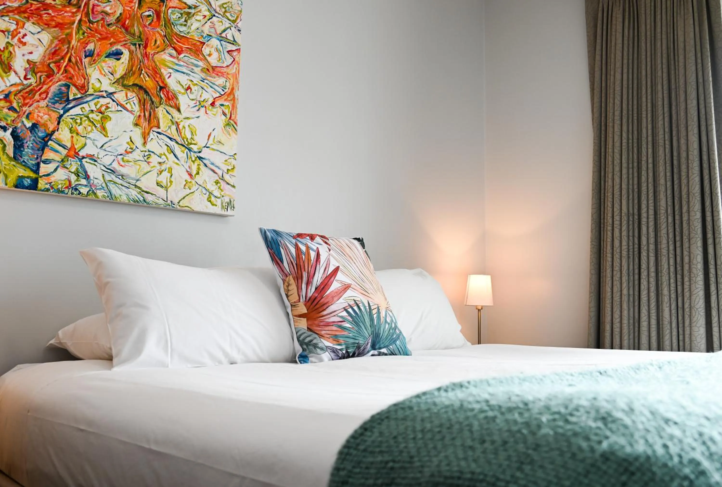 Bed in Mansfield Apartments