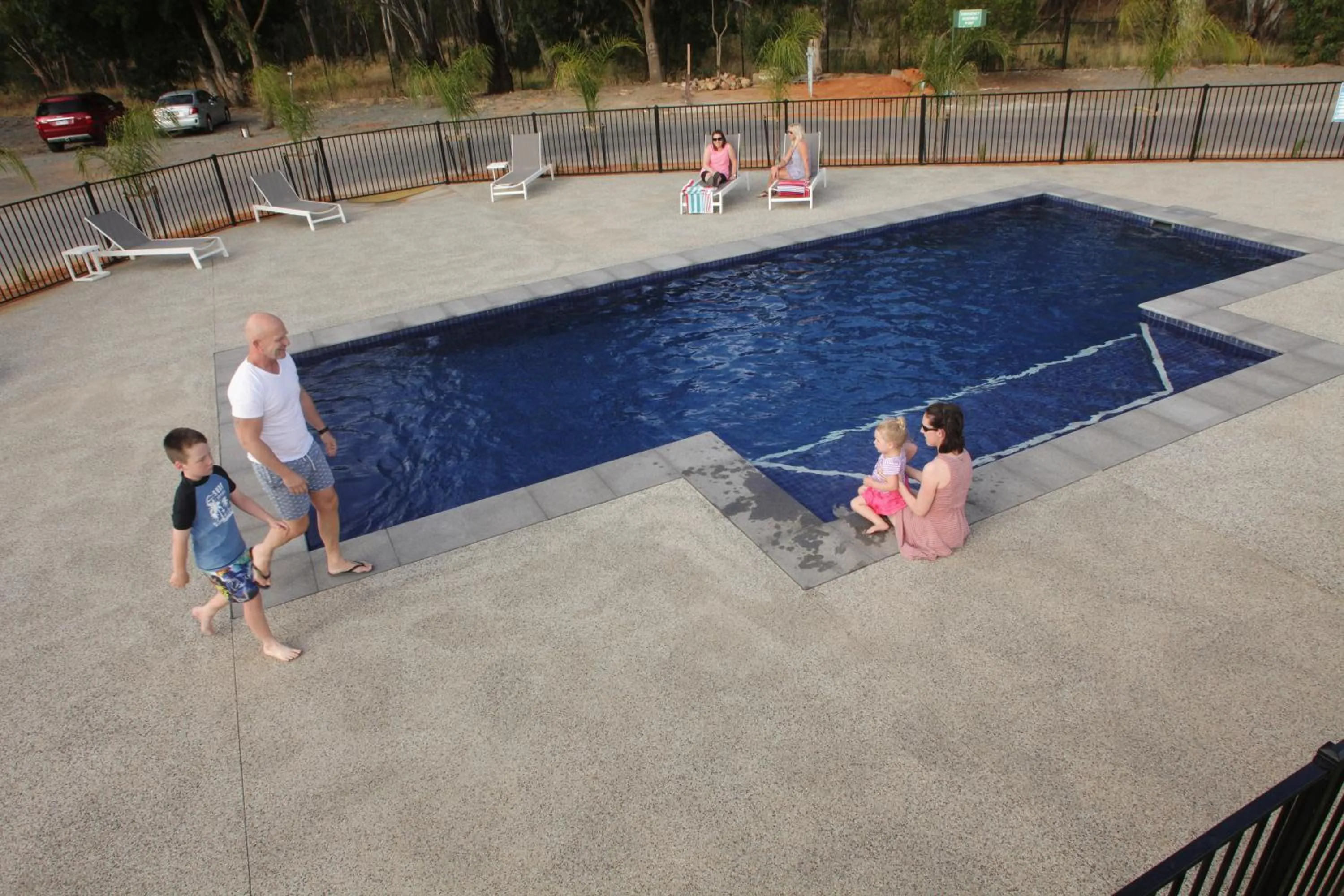 Swimming pool in Riverside Cabin Park