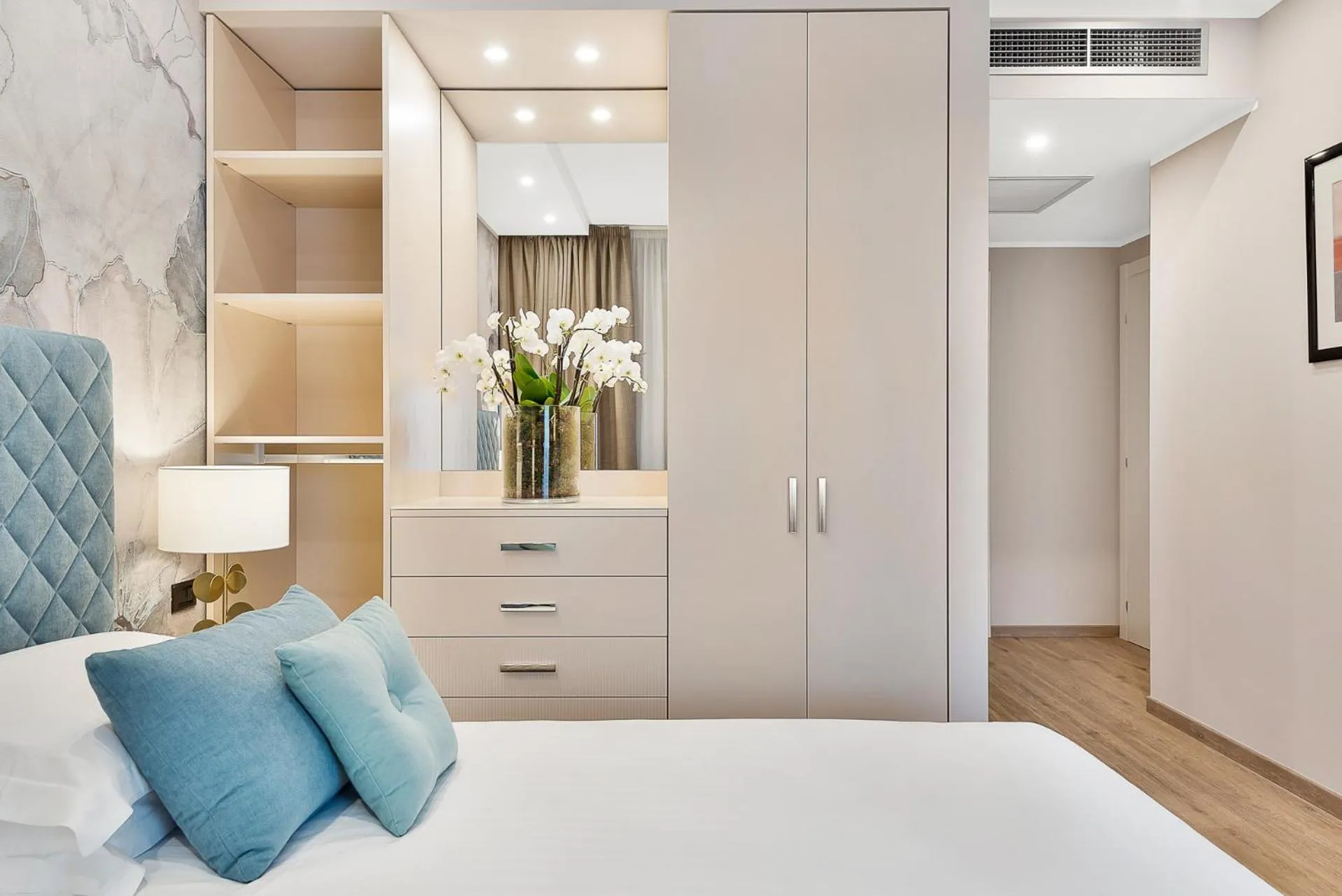 Bed in Hotel Excelsior