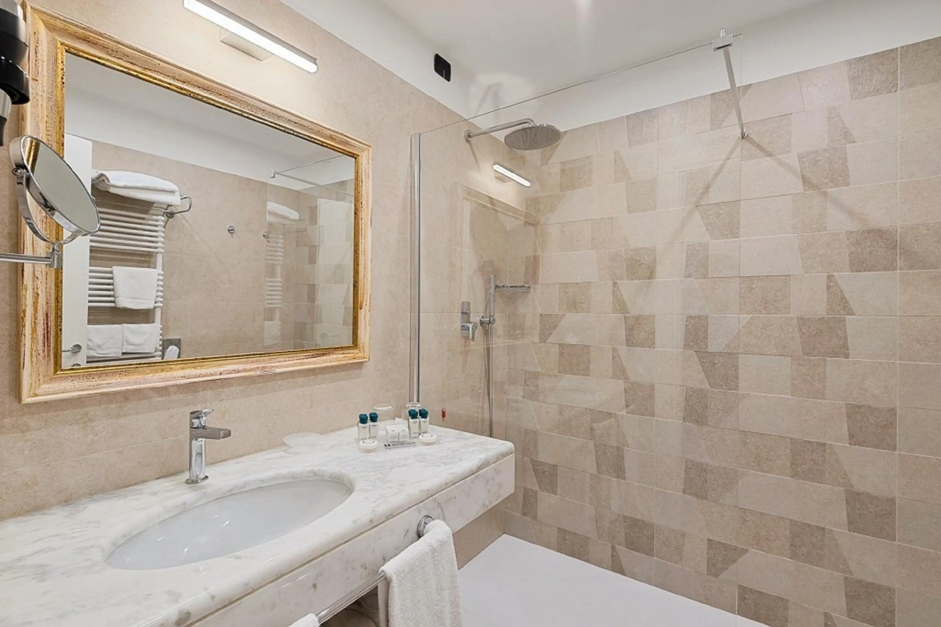 Bathroom in Hotel Excelsior