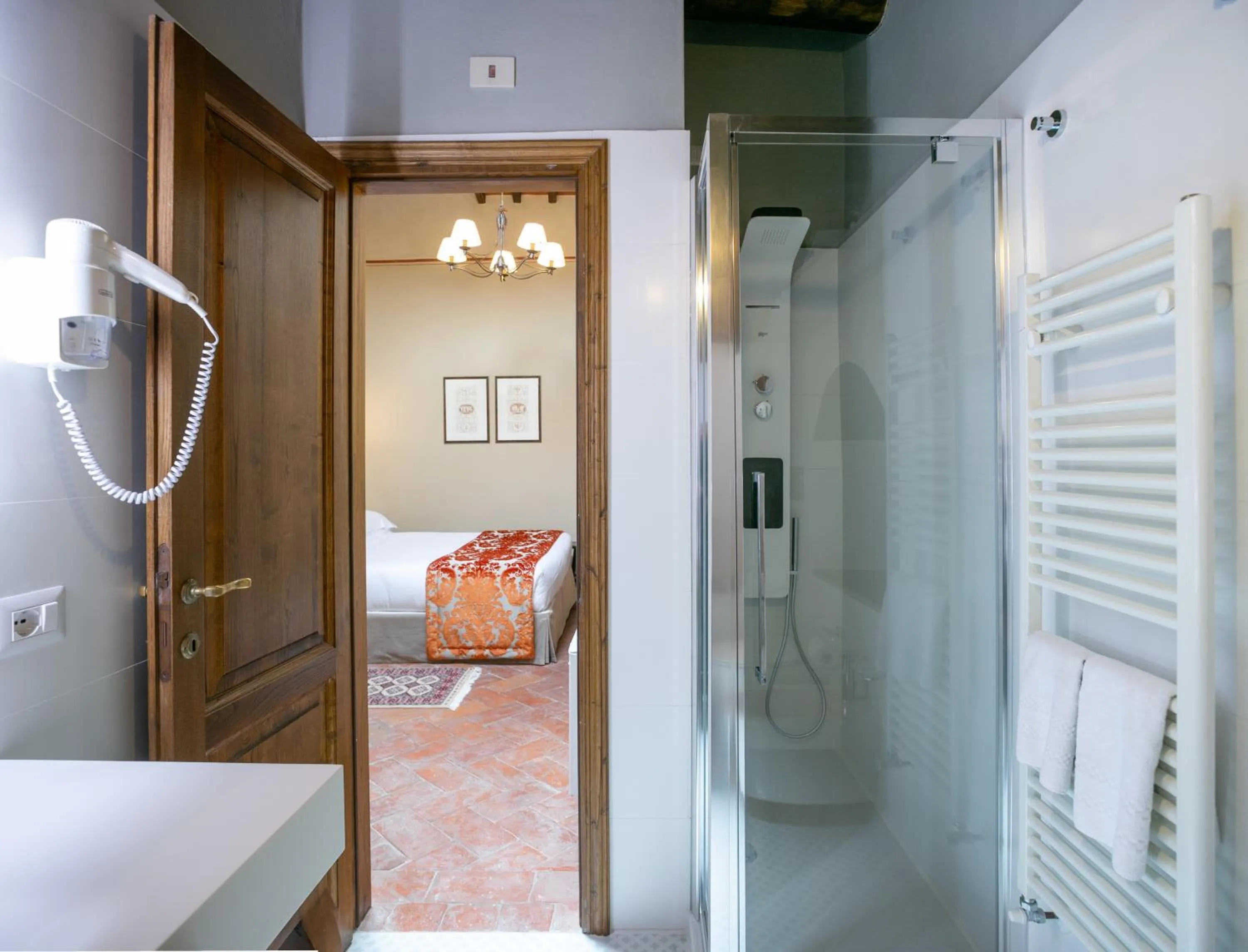 Bathroom in Palazzo Leopoldo Dimora Storica & Spa