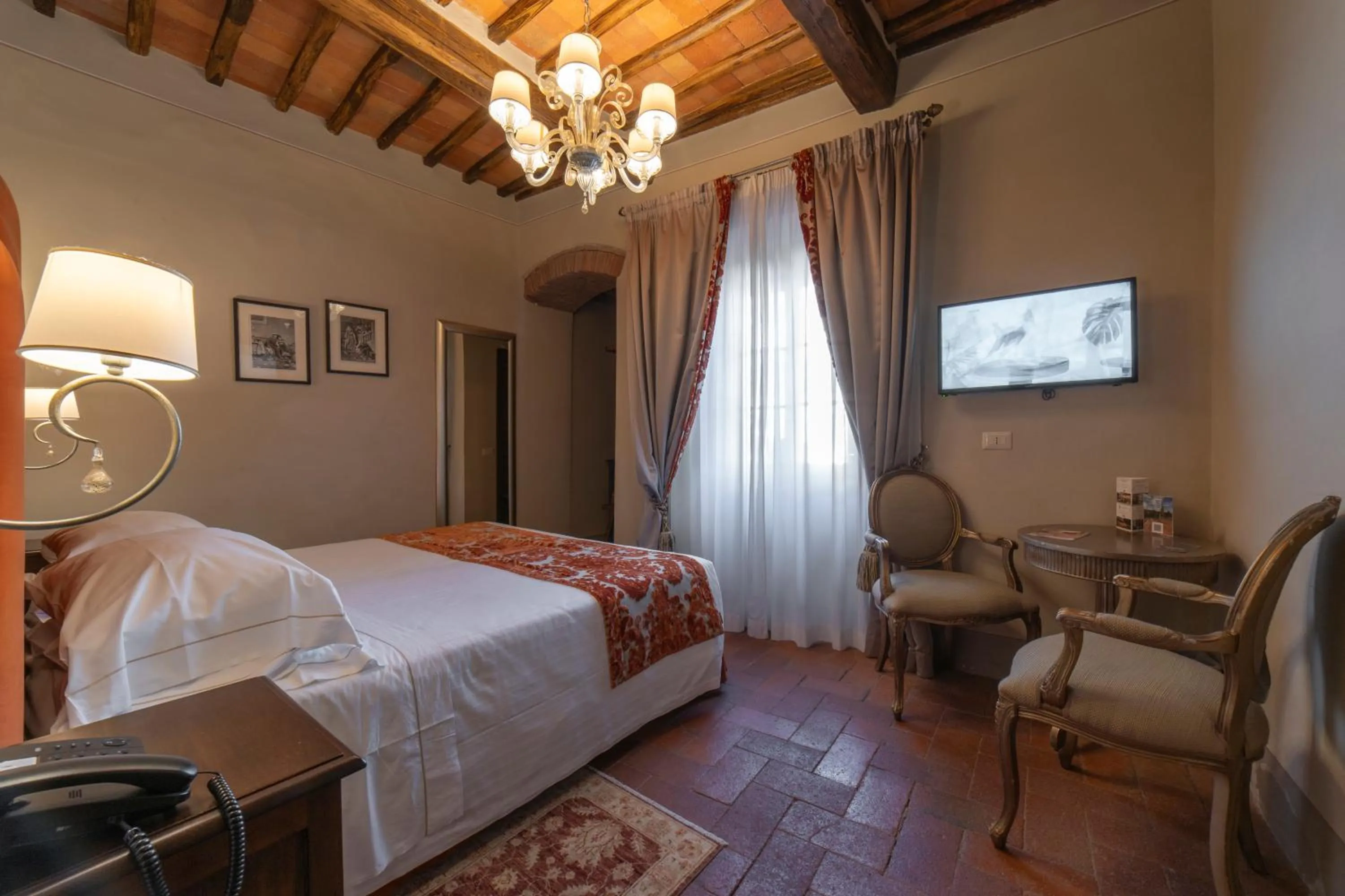 Bedroom, Bed in Palazzo Leopoldo Dimora Storica & Spa