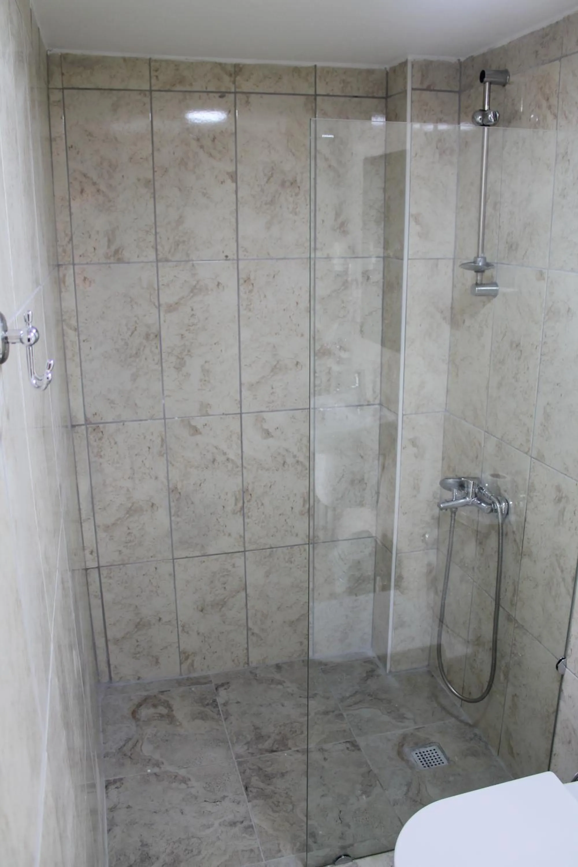 Bathroom in Hotel Abro Necatibey