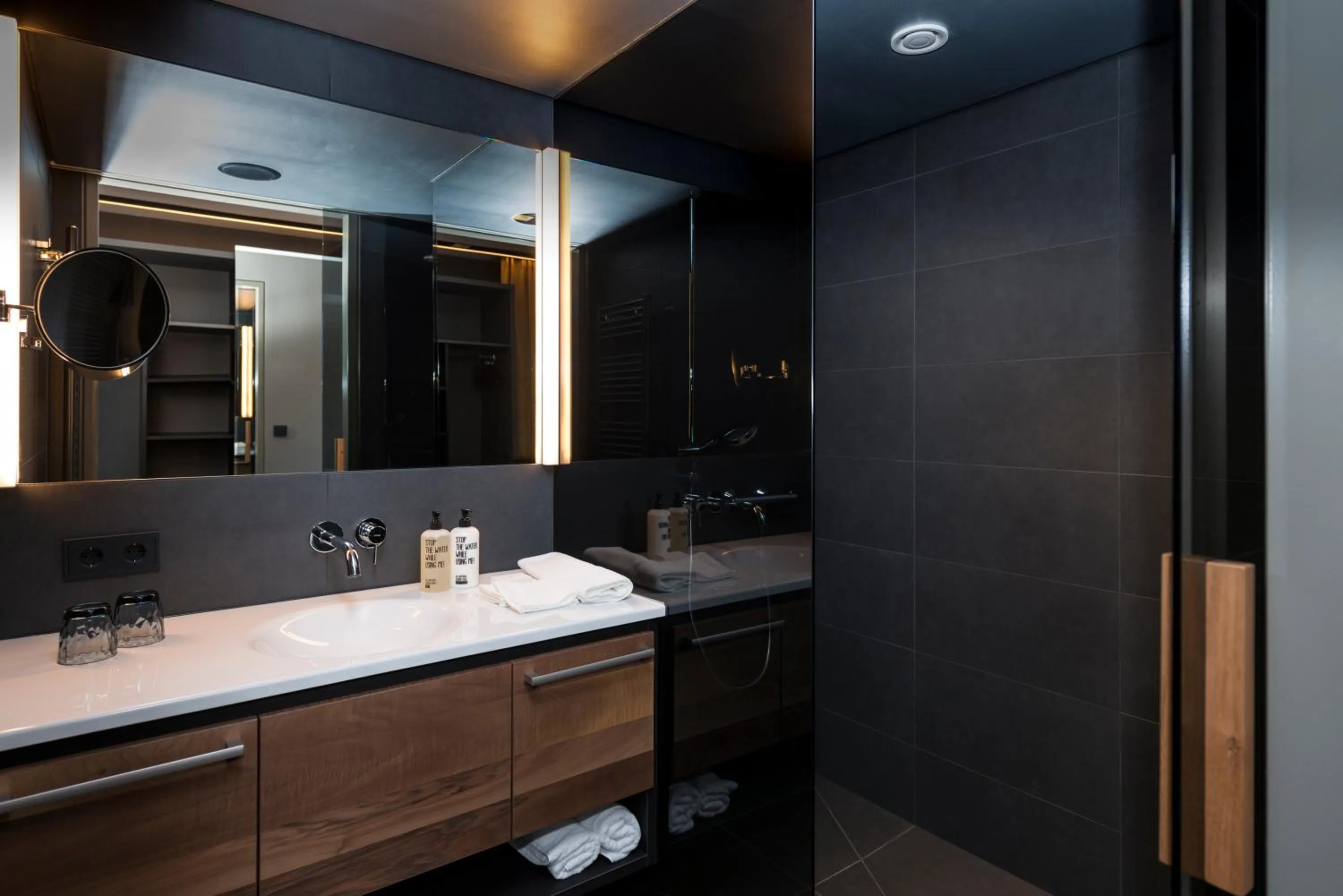 Bathroom in Stadthotel Brunner