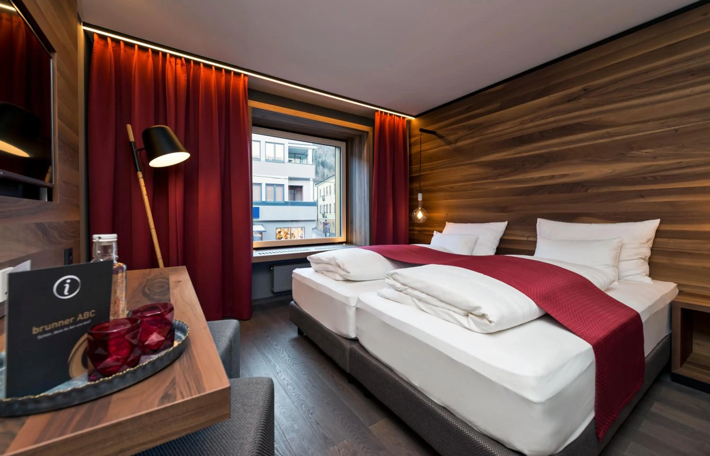 Bed in Stadthotel Brunner