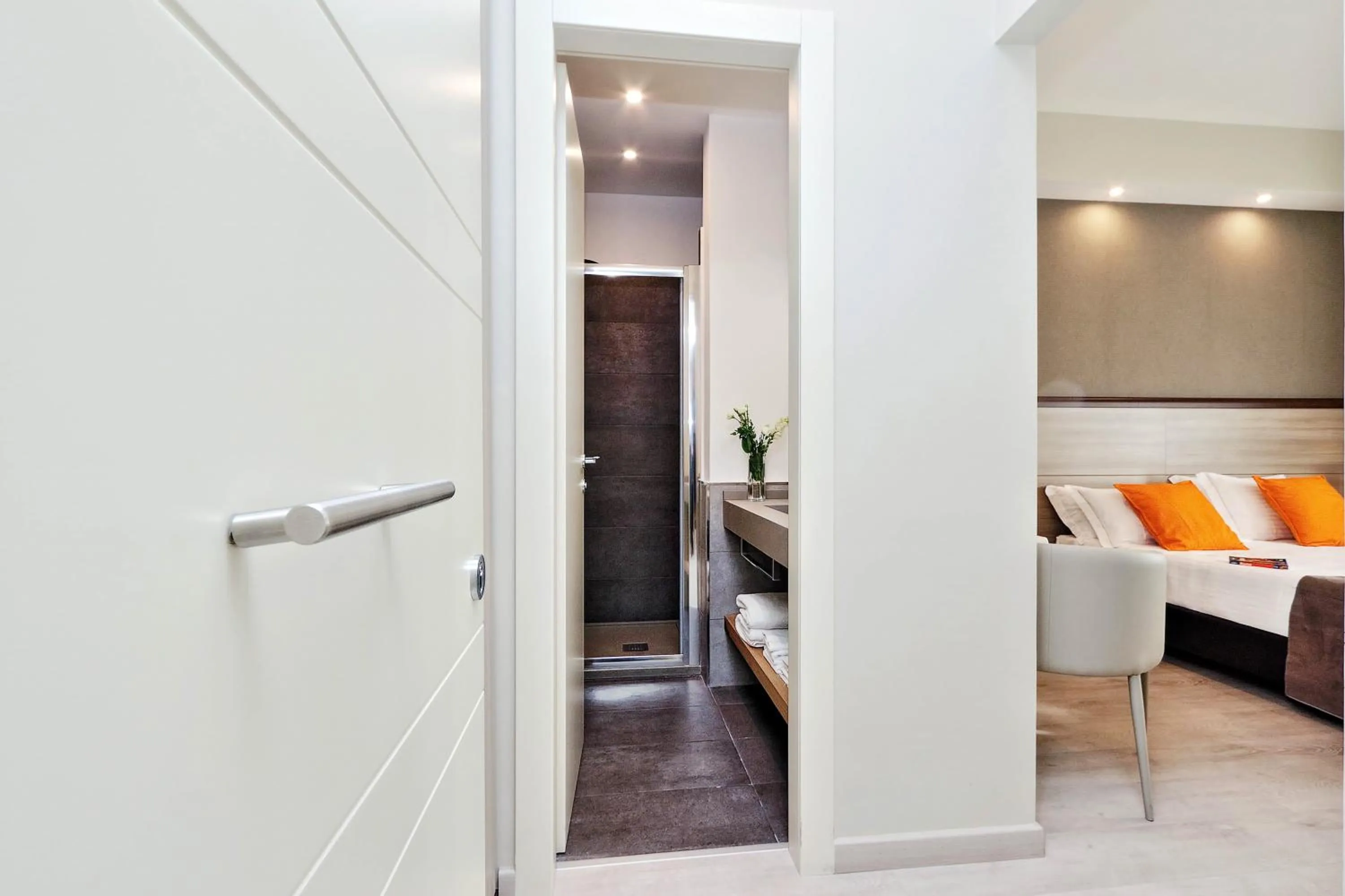 Bathroom, Bed in Relais Servio Tullio