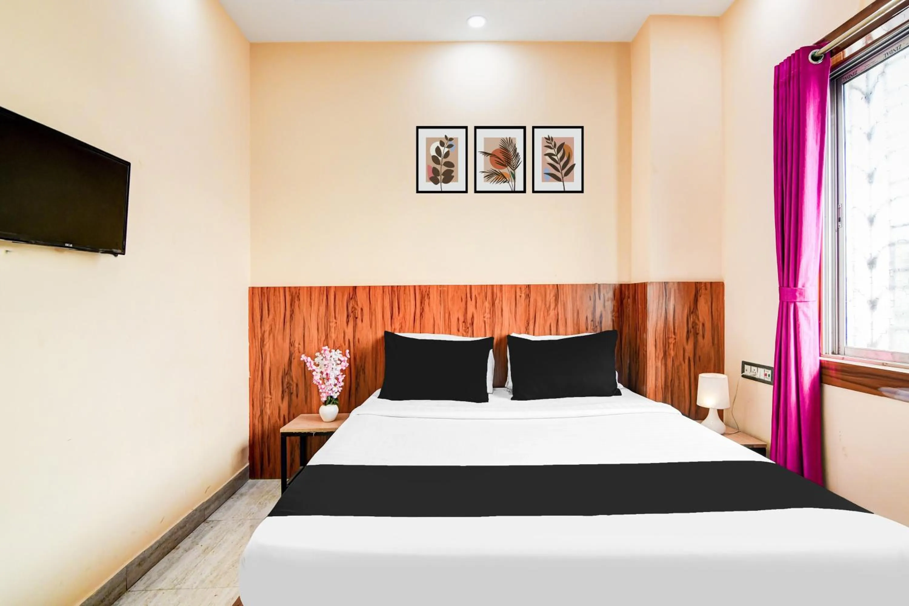 Bedroom, Bed in Super Hotel O DumDum Thana More Formerly Bimla Regency