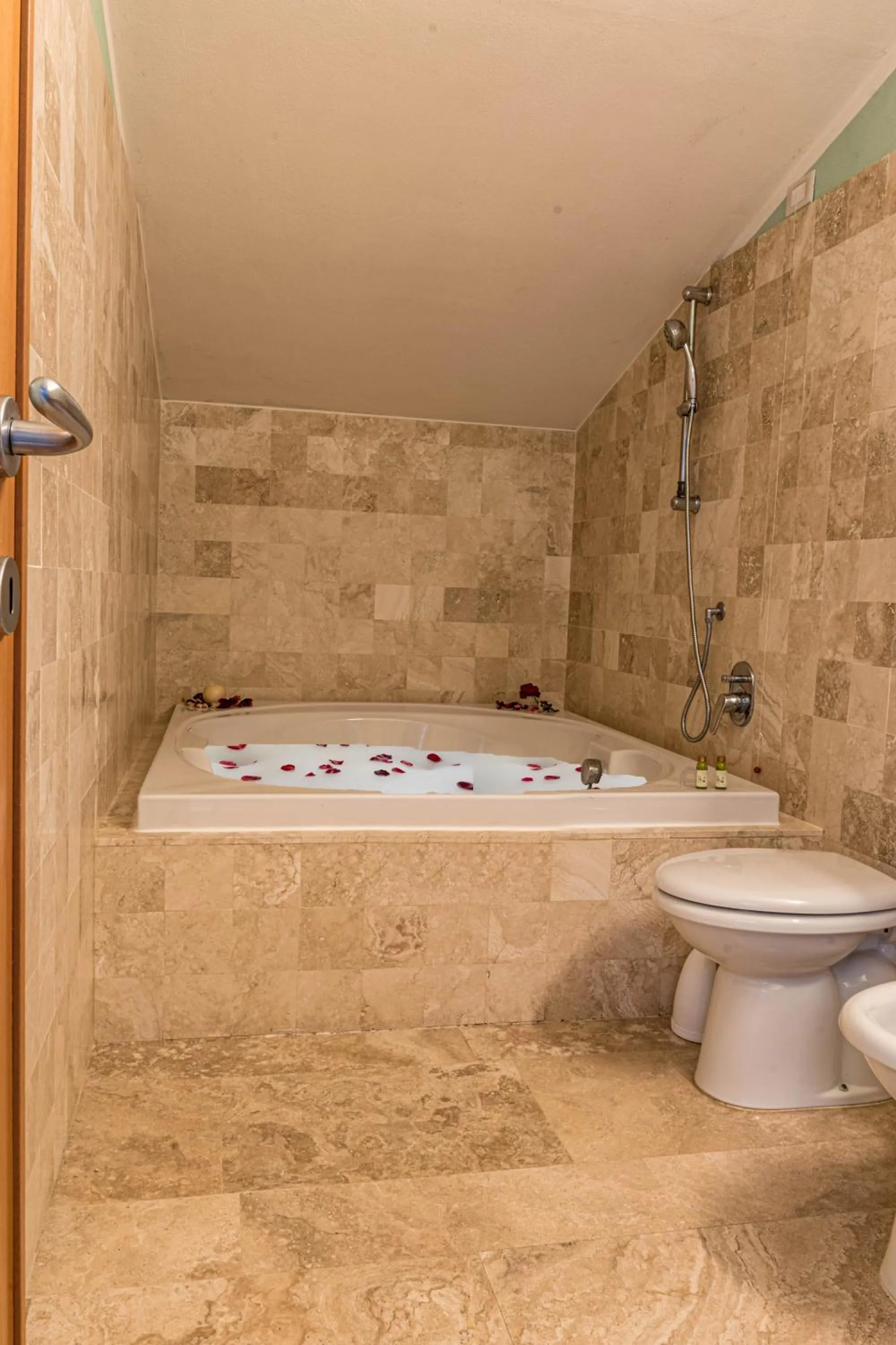 Bathroom in Hotel Poggio Bertino