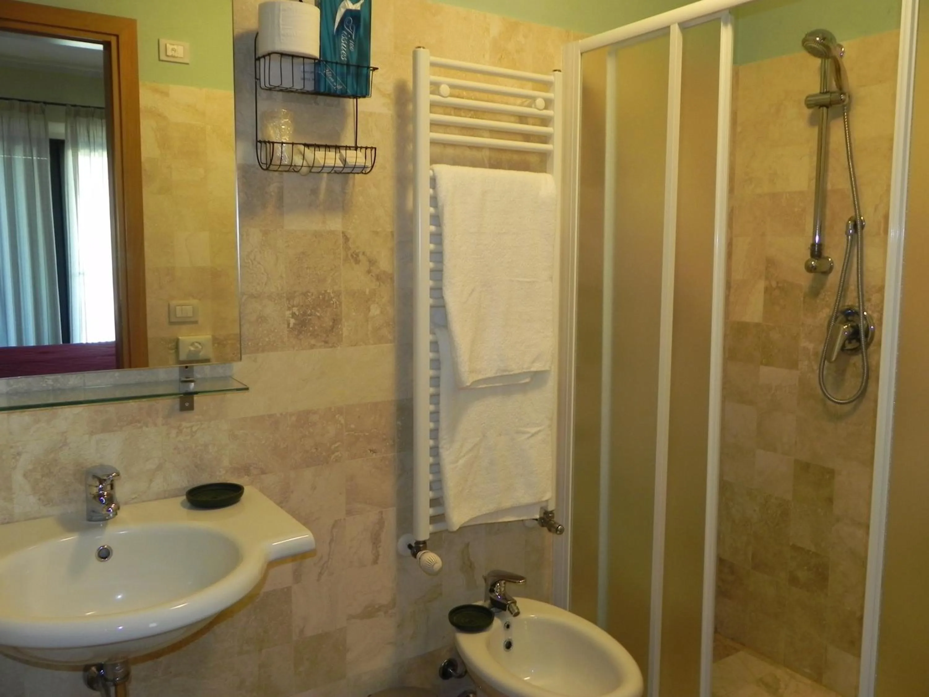 Bathroom in Hotel Poggio Bertino