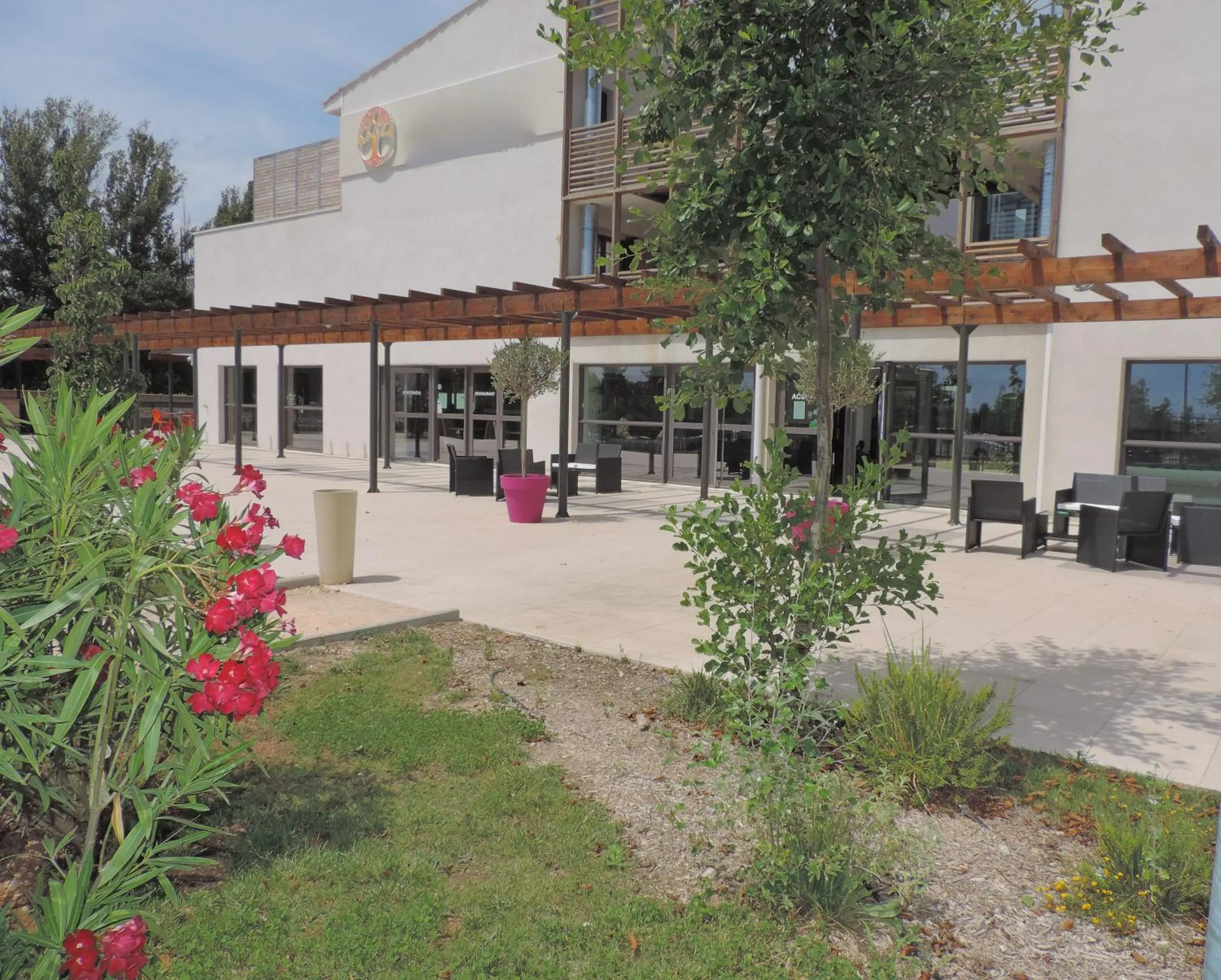 Property building in Studios Nuitée en Provence