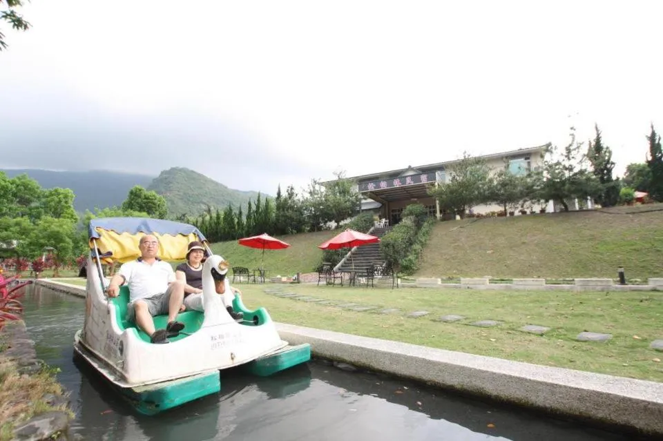 Property building in Songboling Hot Spring Inn