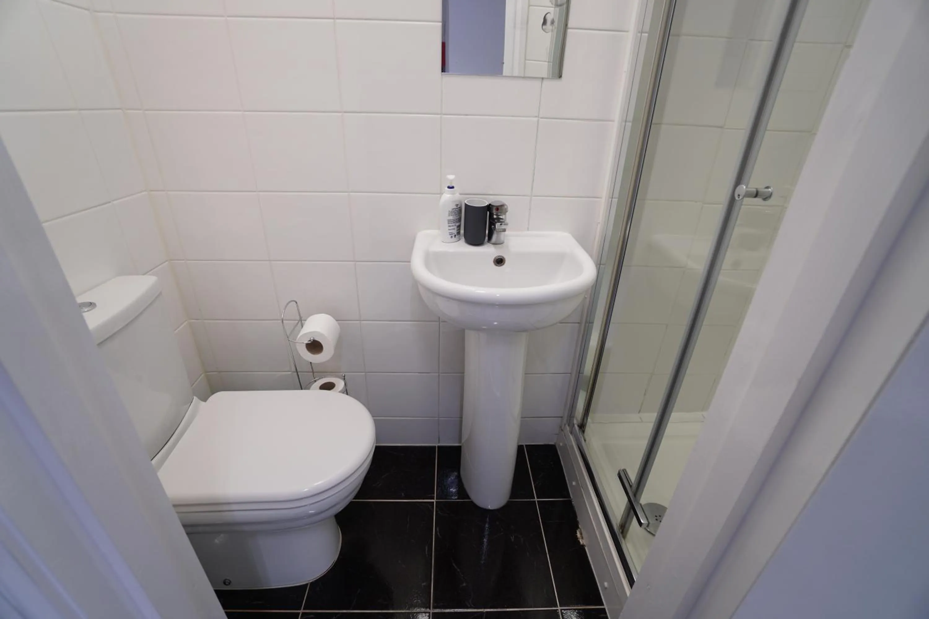 London Queen Park Apartments