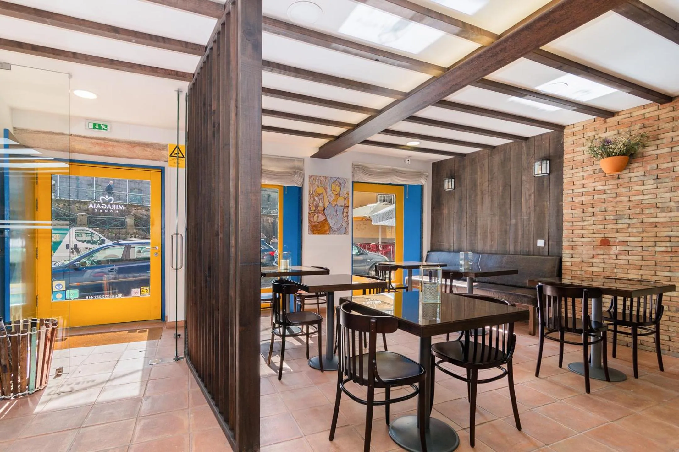 Lounge or bar in Miragaia House