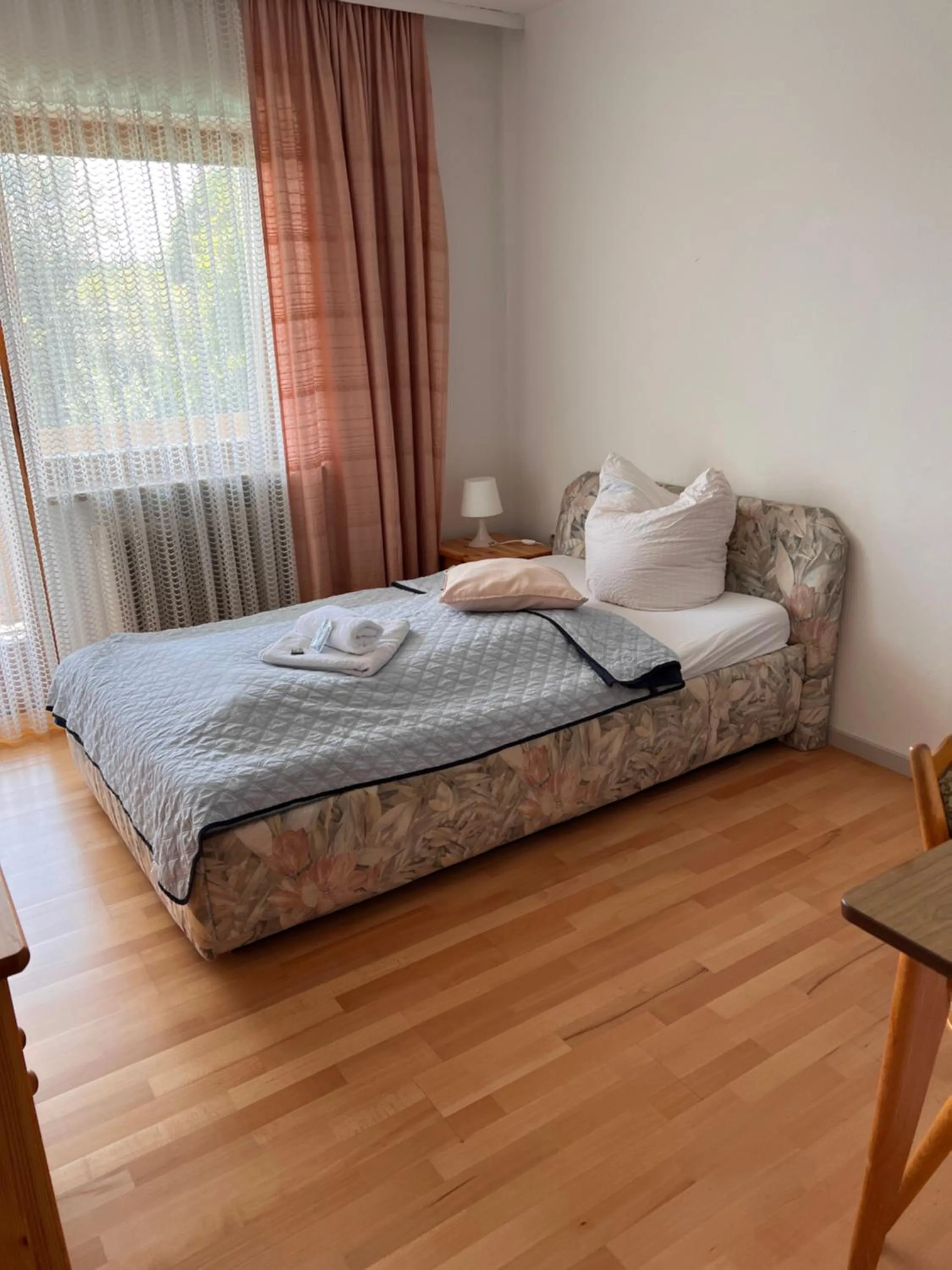 Bed in Gasthof Sonnenheim