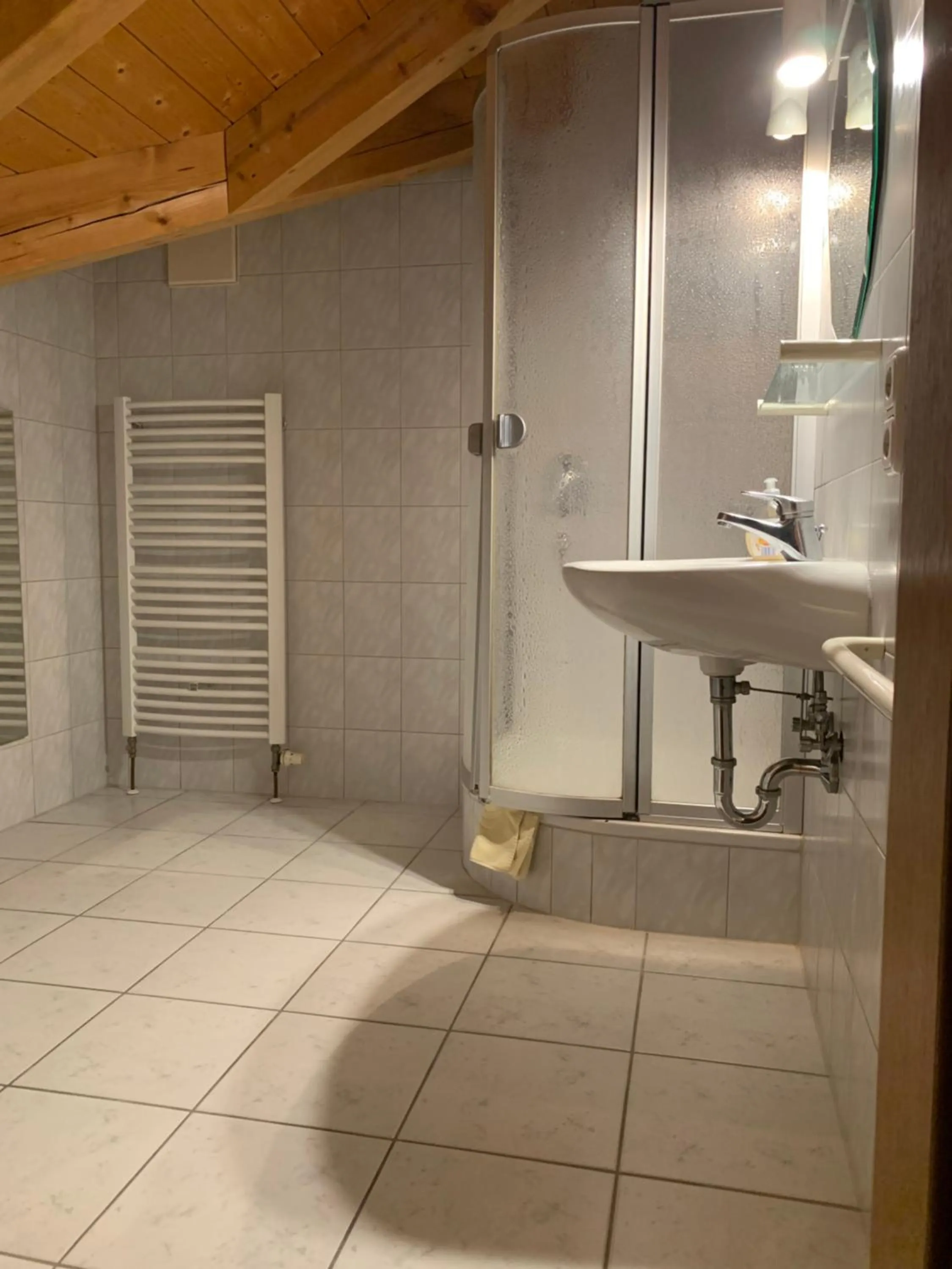 Bathroom in Gasthof Sonnenheim