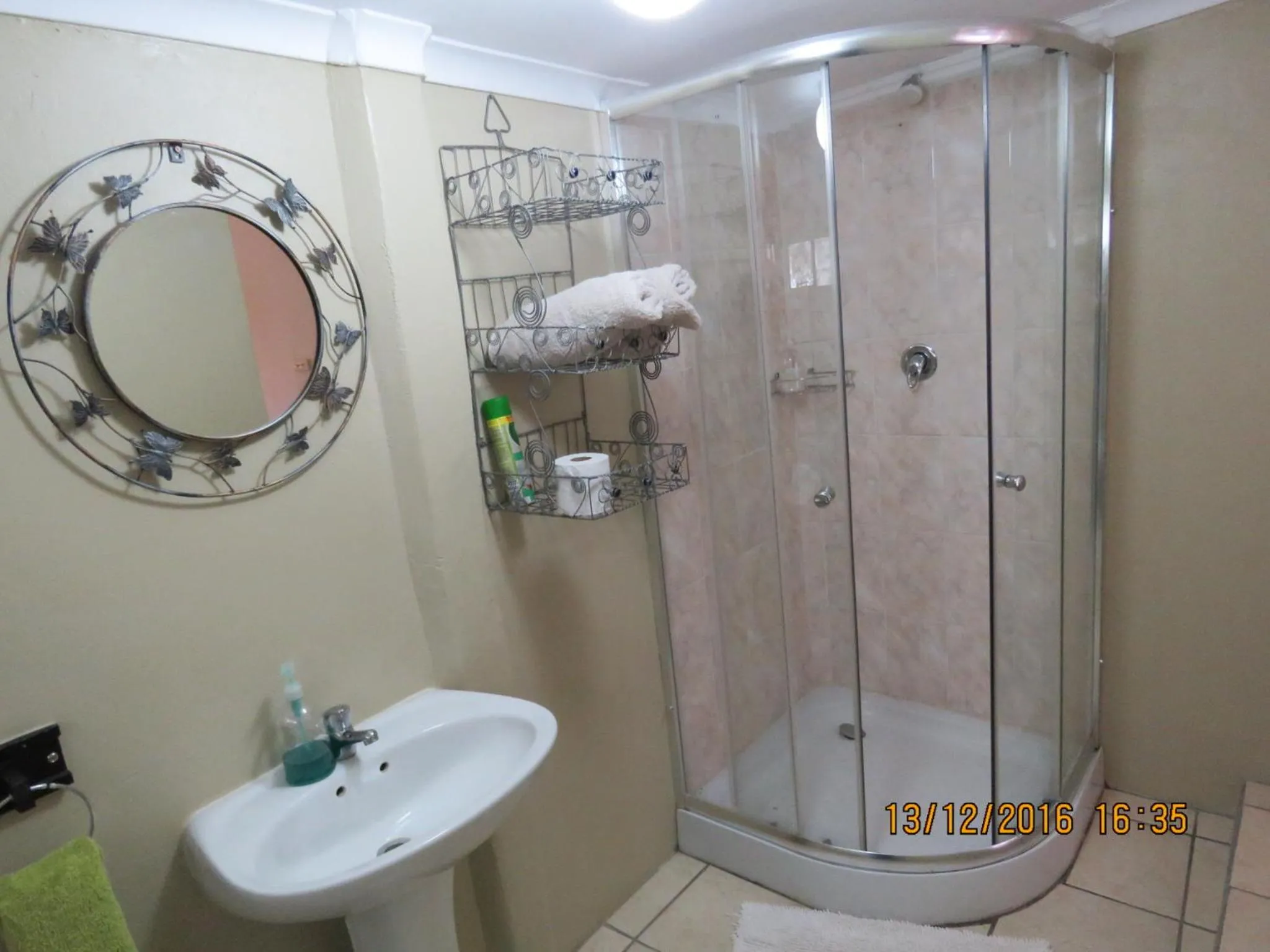Bathroom in Klein Paradys Lodge - Polokwane