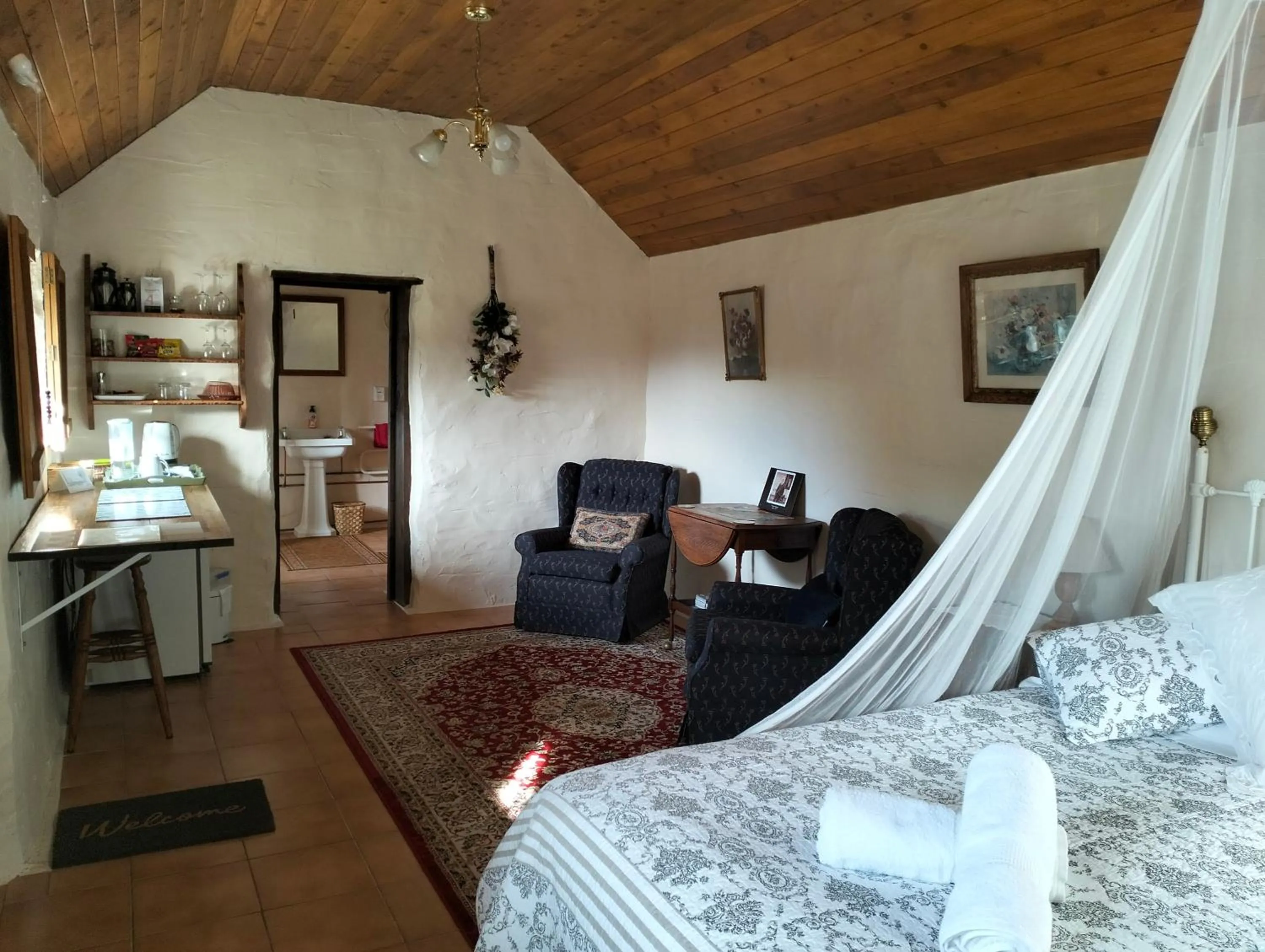 Bed in Queensberry Inn