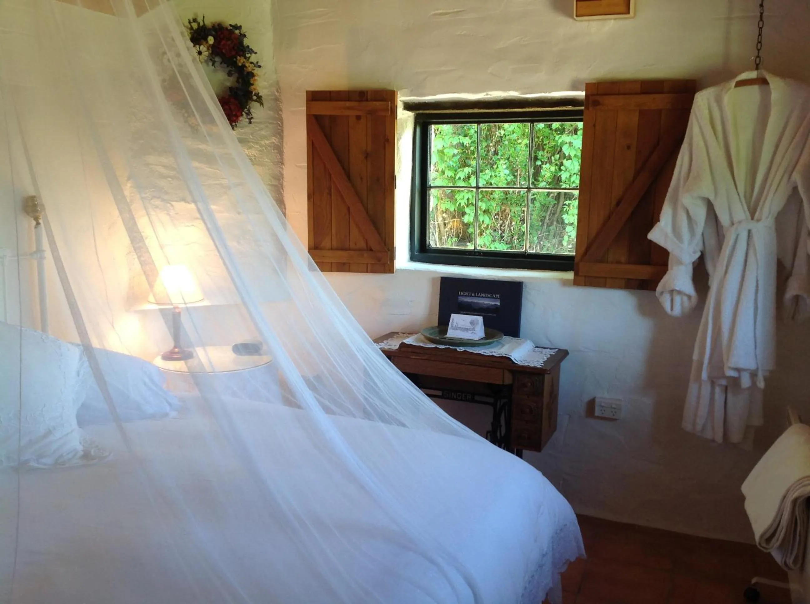 Bed in Queensberry Inn