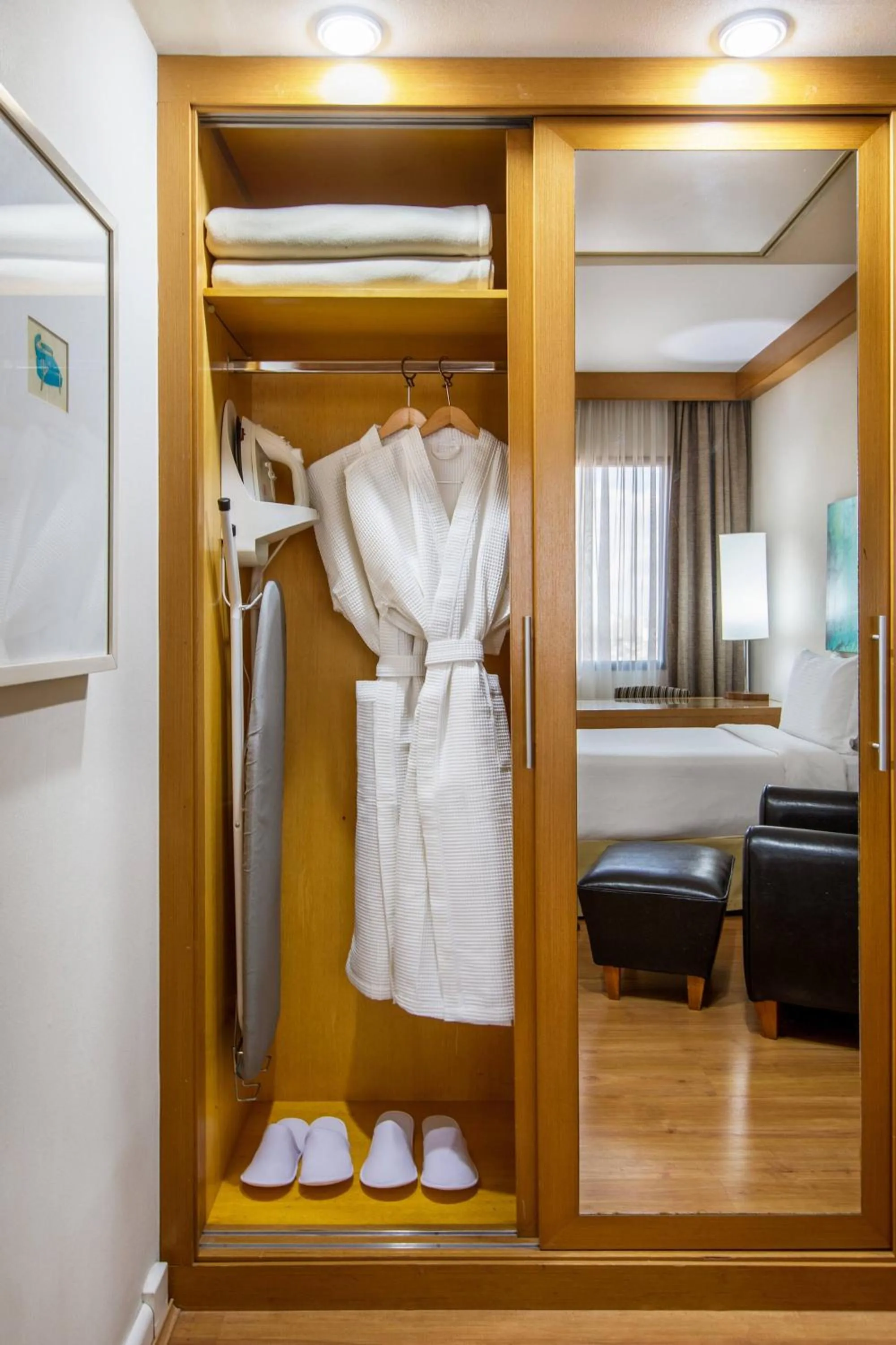 locker, Bed in São Paulo Tatuapé Affiliated by Meliá