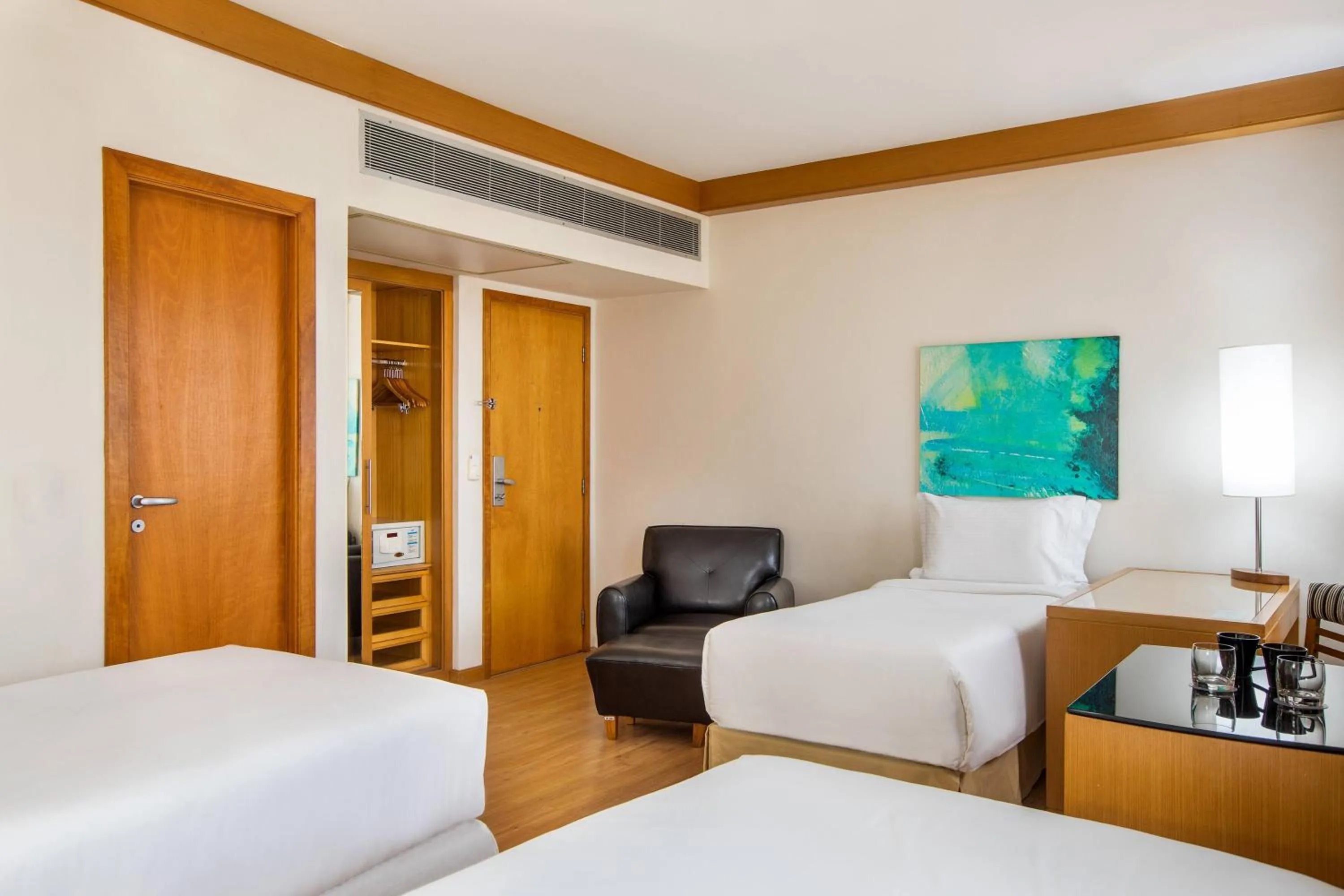 Photo of the whole room, Bed in São Paulo Tatuapé Affiliated by Meliá