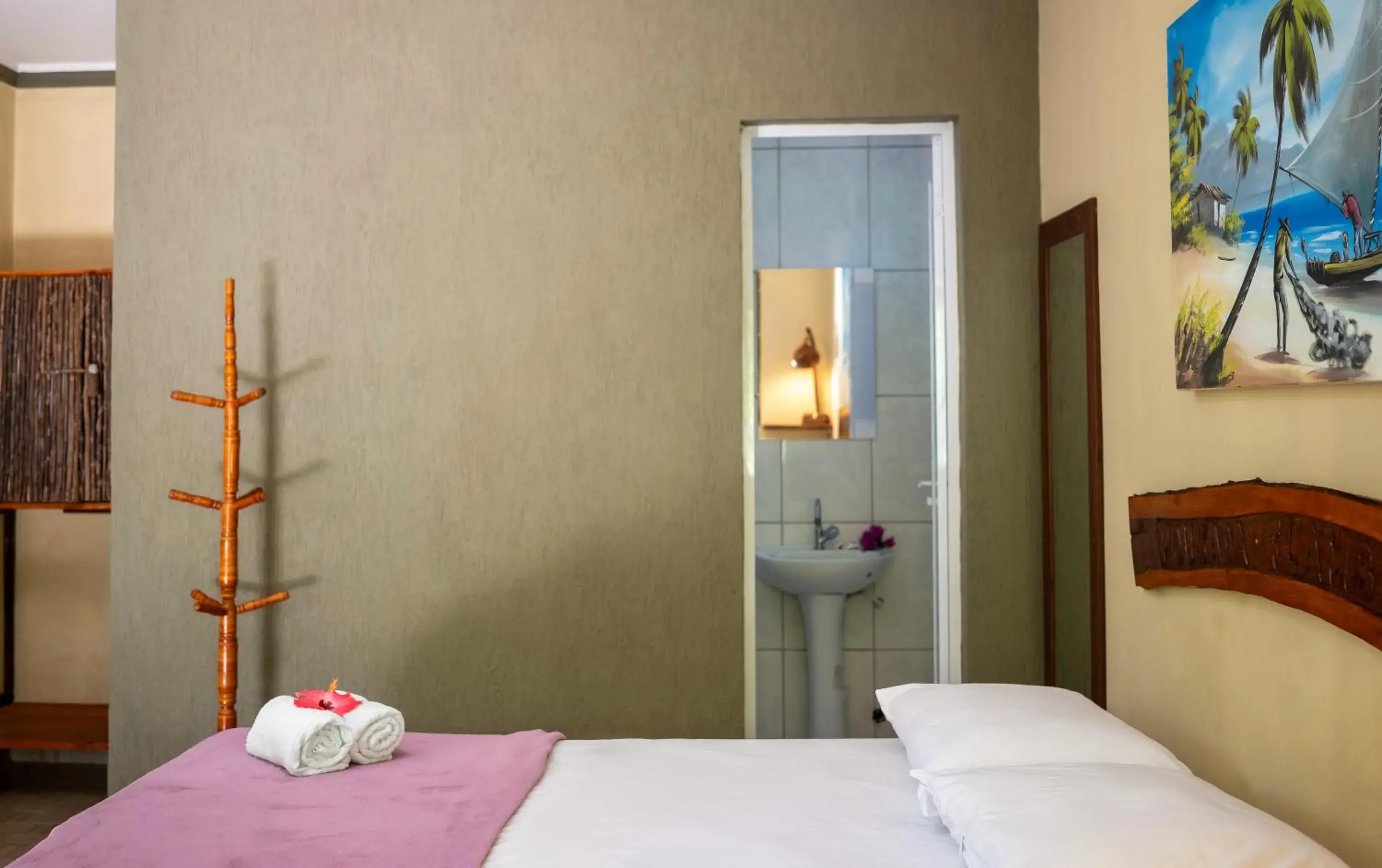 Triple Room in Pousada Flambaião Triple Room in Pousada Flambaião