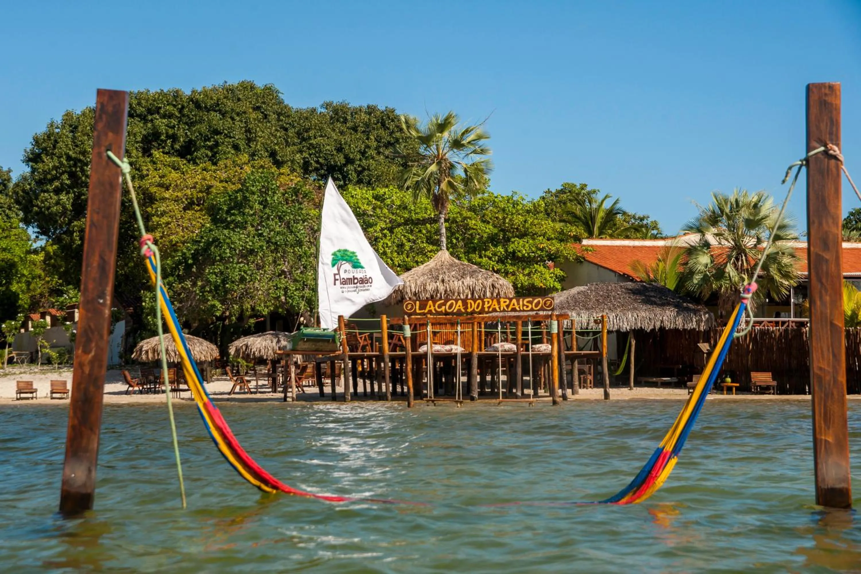Lake view in Pousada Flambaião