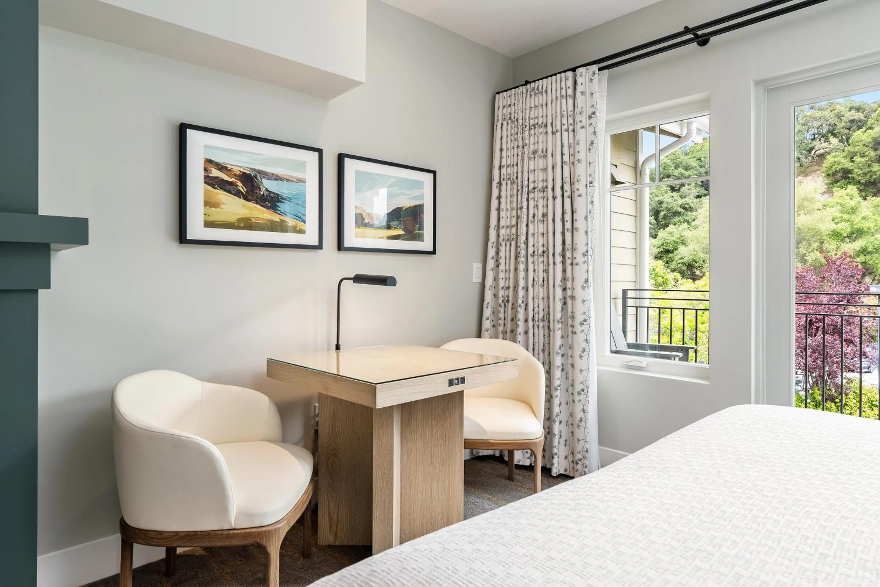 Seating area in Avila Village Inn