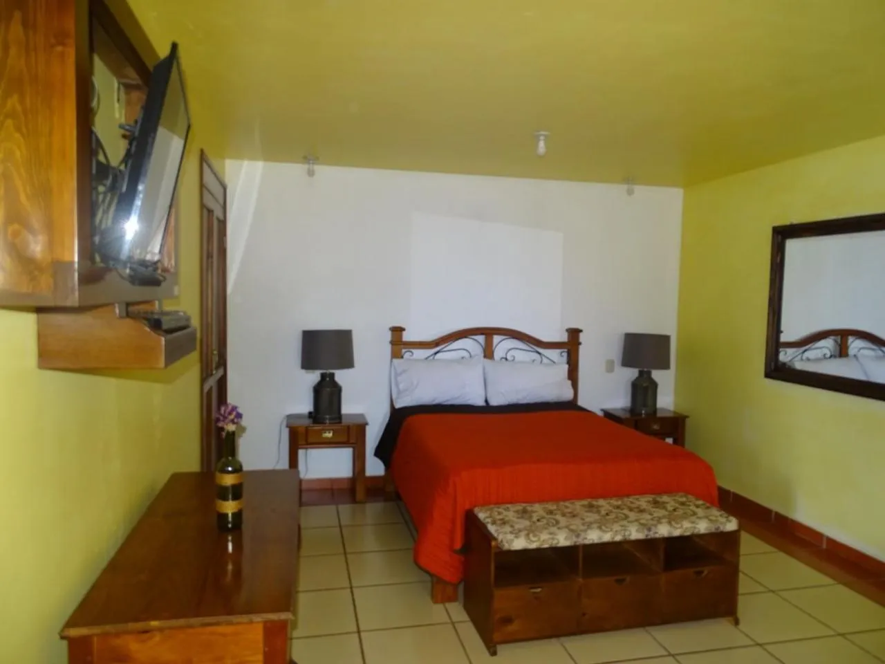 Photo of the whole room, Bed in HOTEL XIADANI Restaurante, Temazcal & Spa
