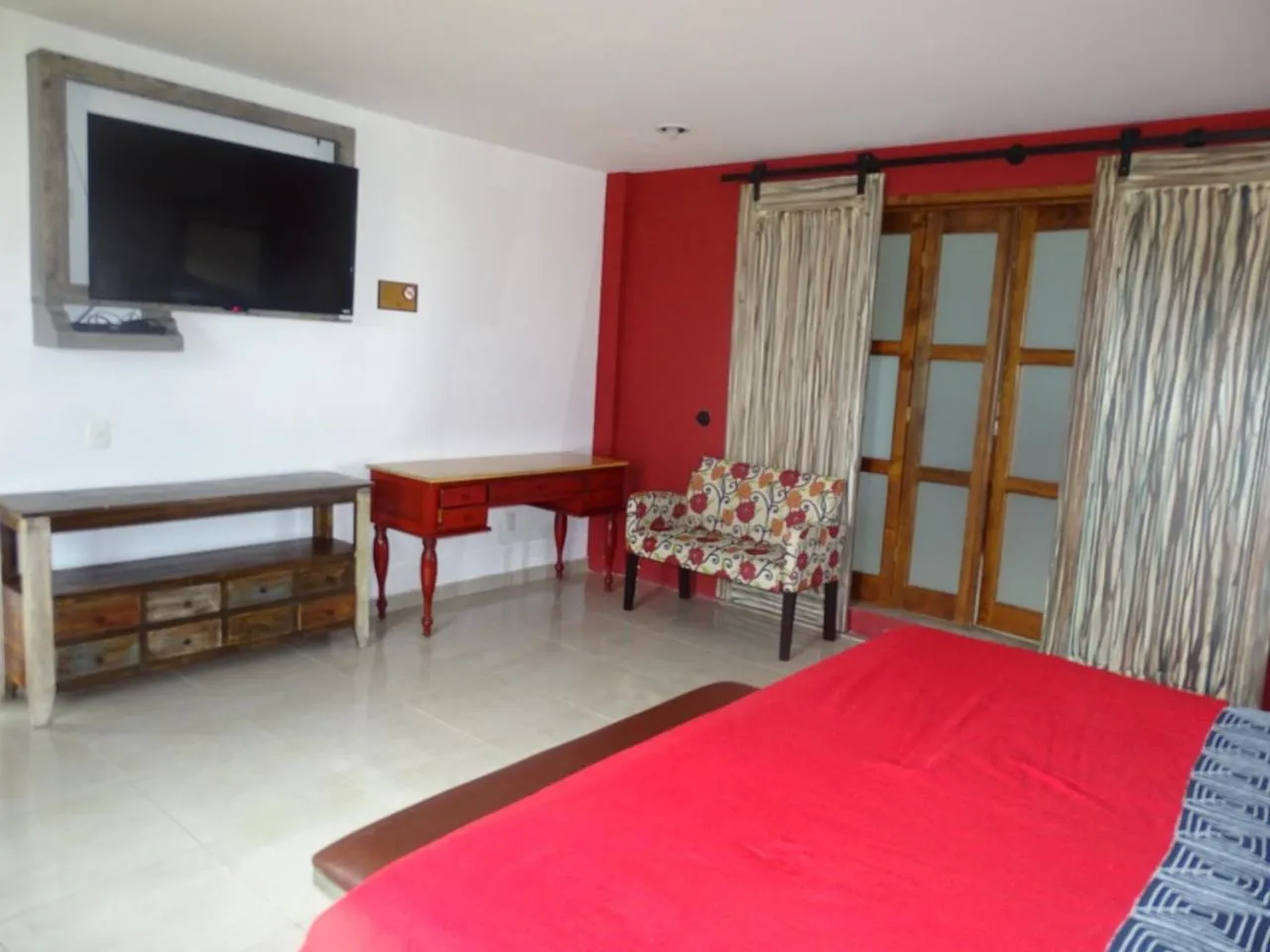 Photo of the whole room, Bed in HOTEL XIADANI Restaurante, Temazcal & Spa