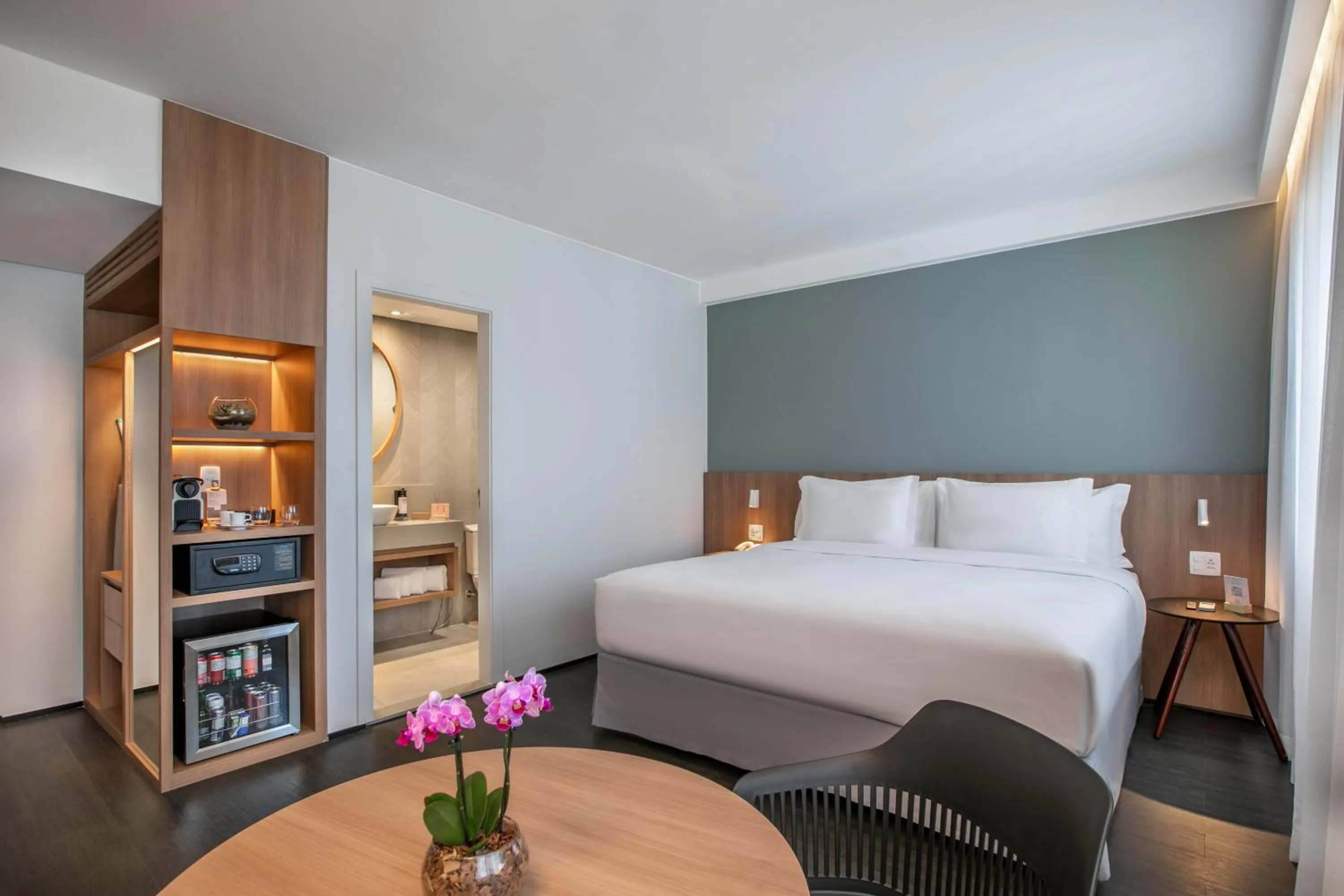 Photo of the whole room, Bed in INNSiDE by Meliá São Paulo Higienópolis