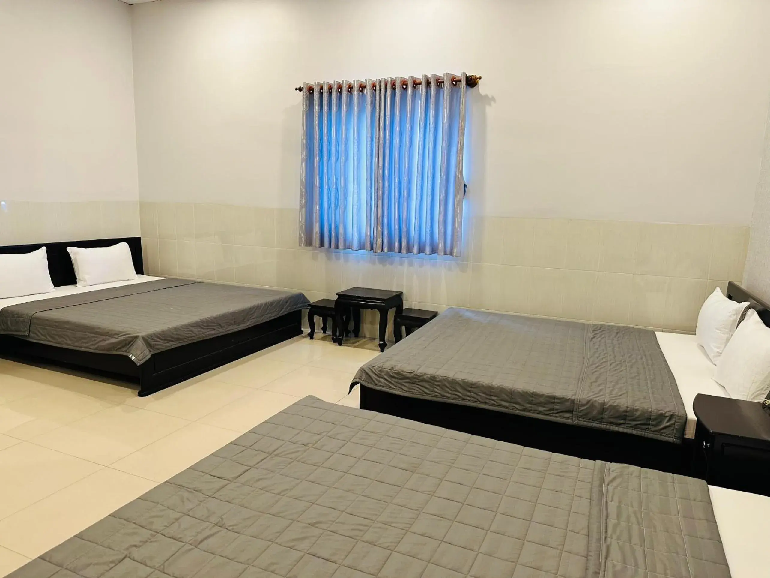 Standard Family Room in Phuong Nam Hotel An Giang Standard Family Room in Phuong Nam Hotel An Giang