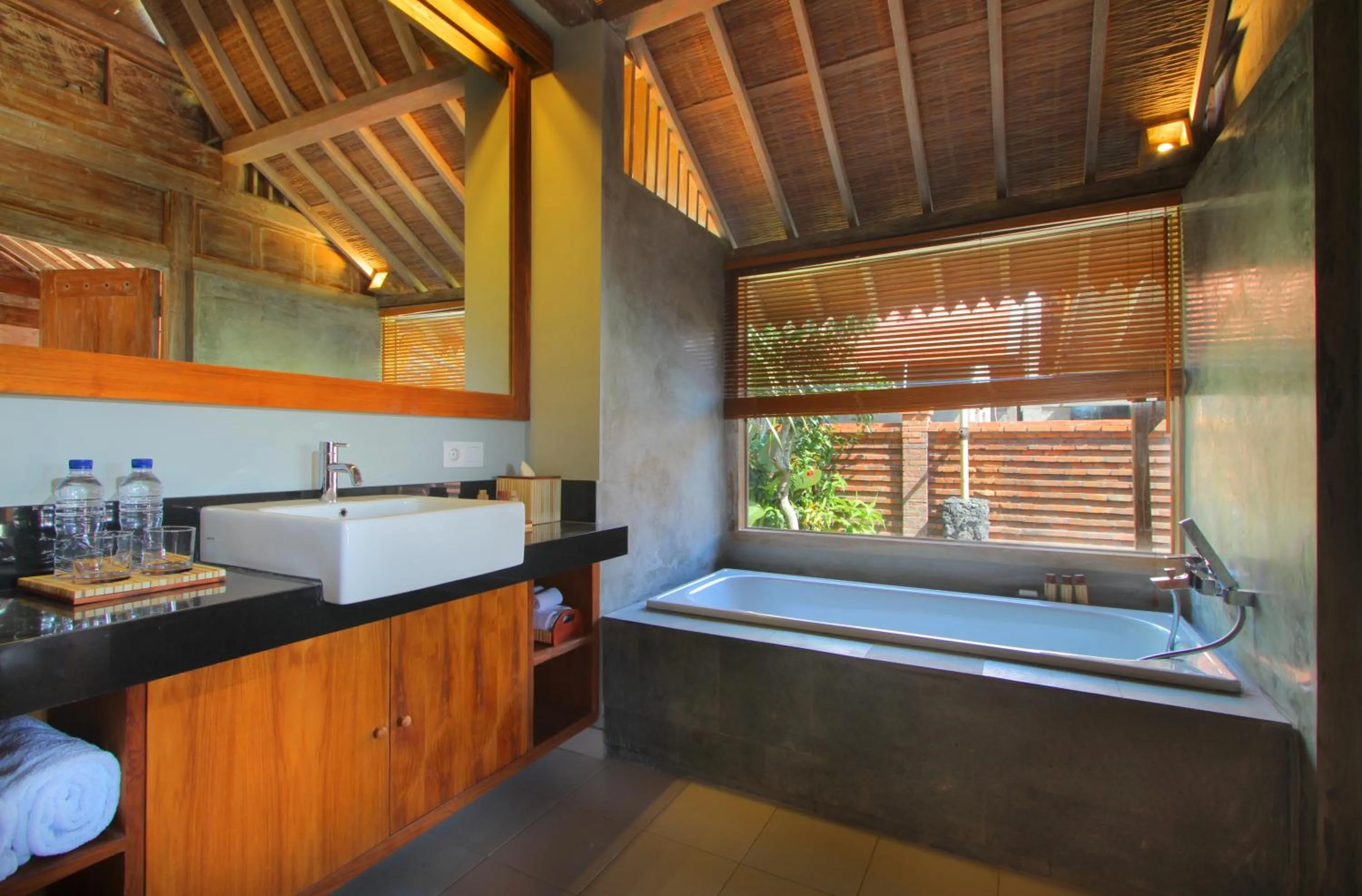 Bathroom in Suarti Boutique Village