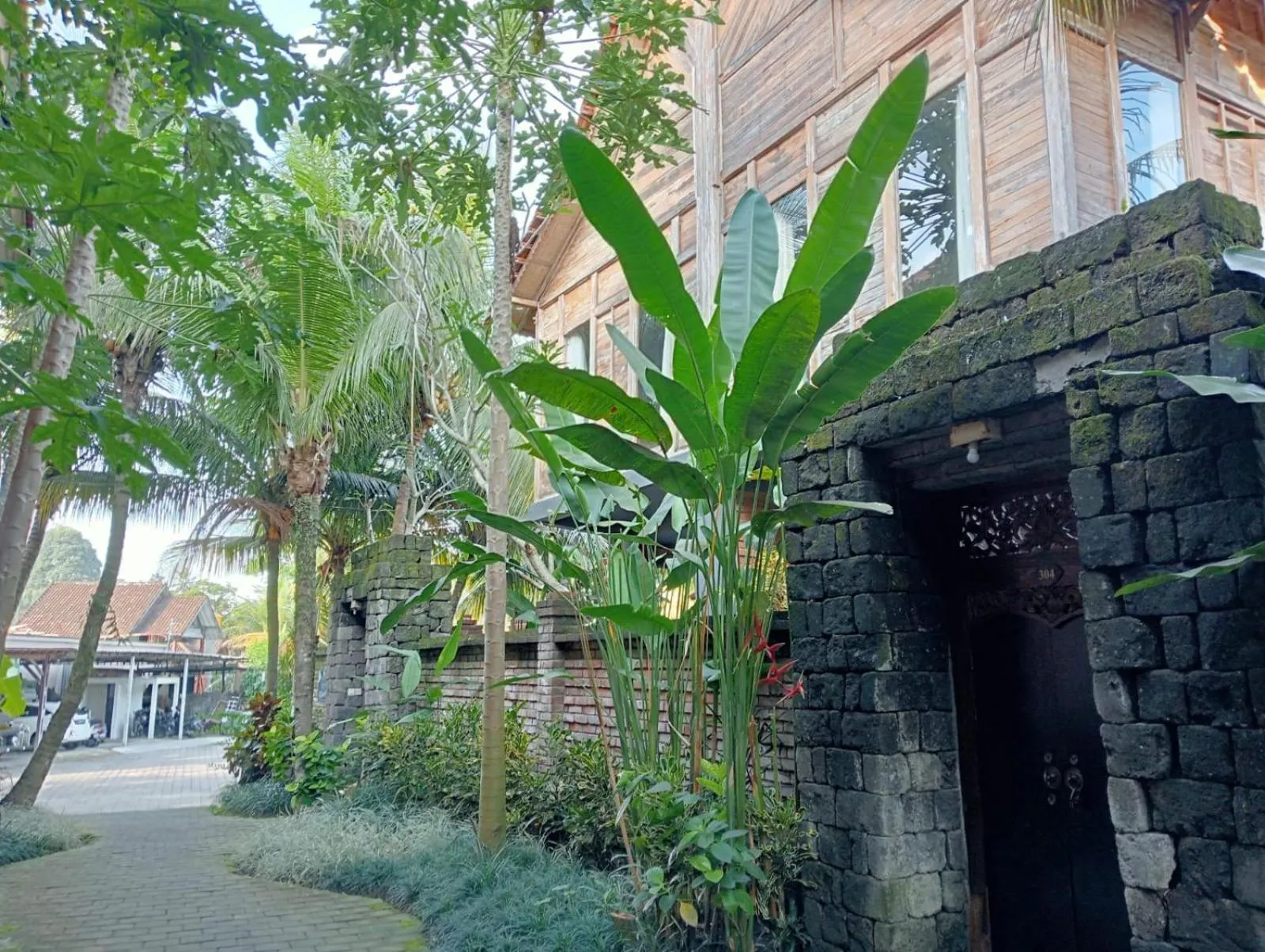 Property building in Suarti Boutique Village