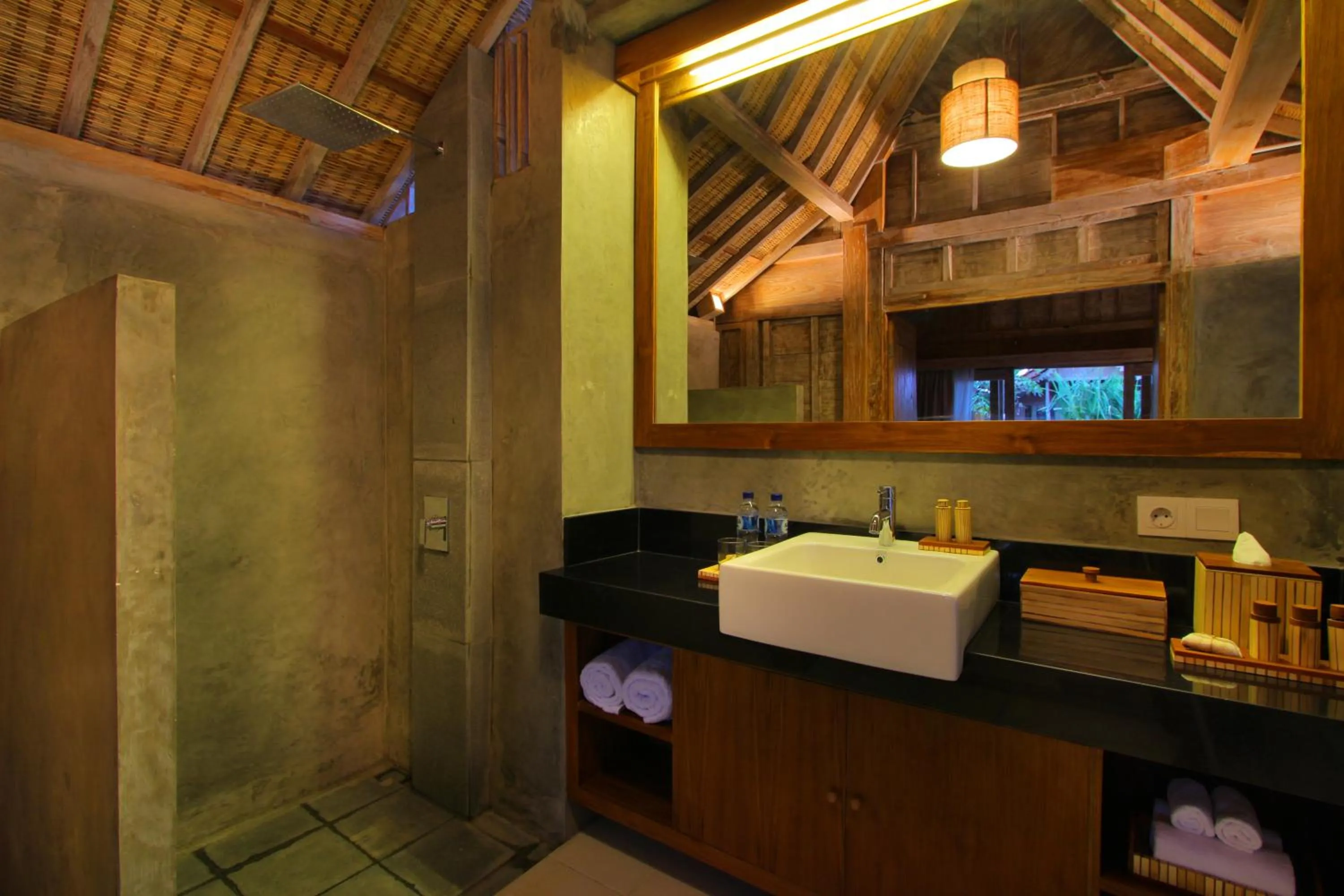 Bathroom in Suarti Boutique Village