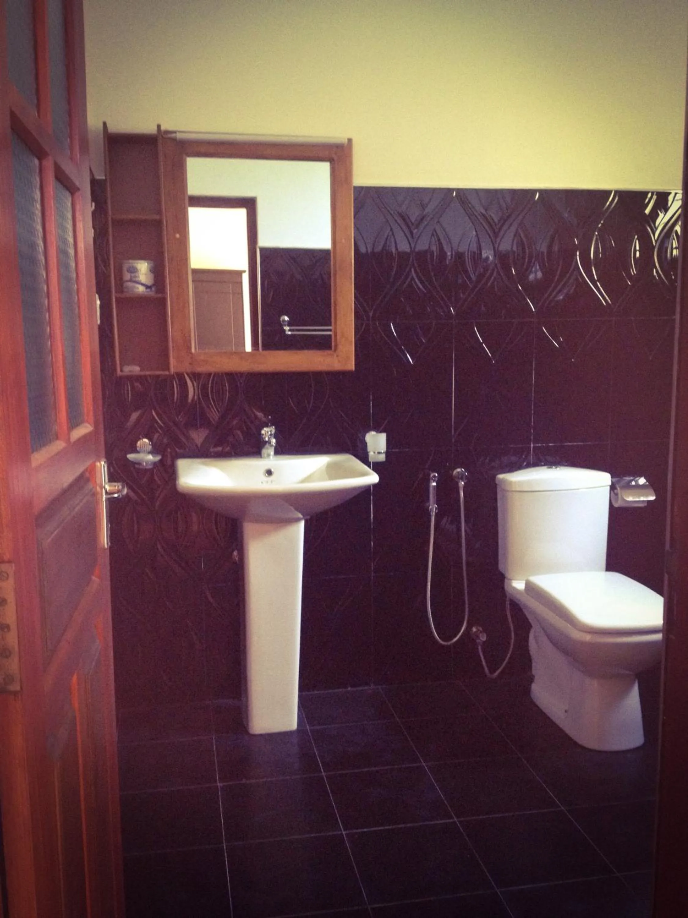 Bathroom in Mirissa Seastar