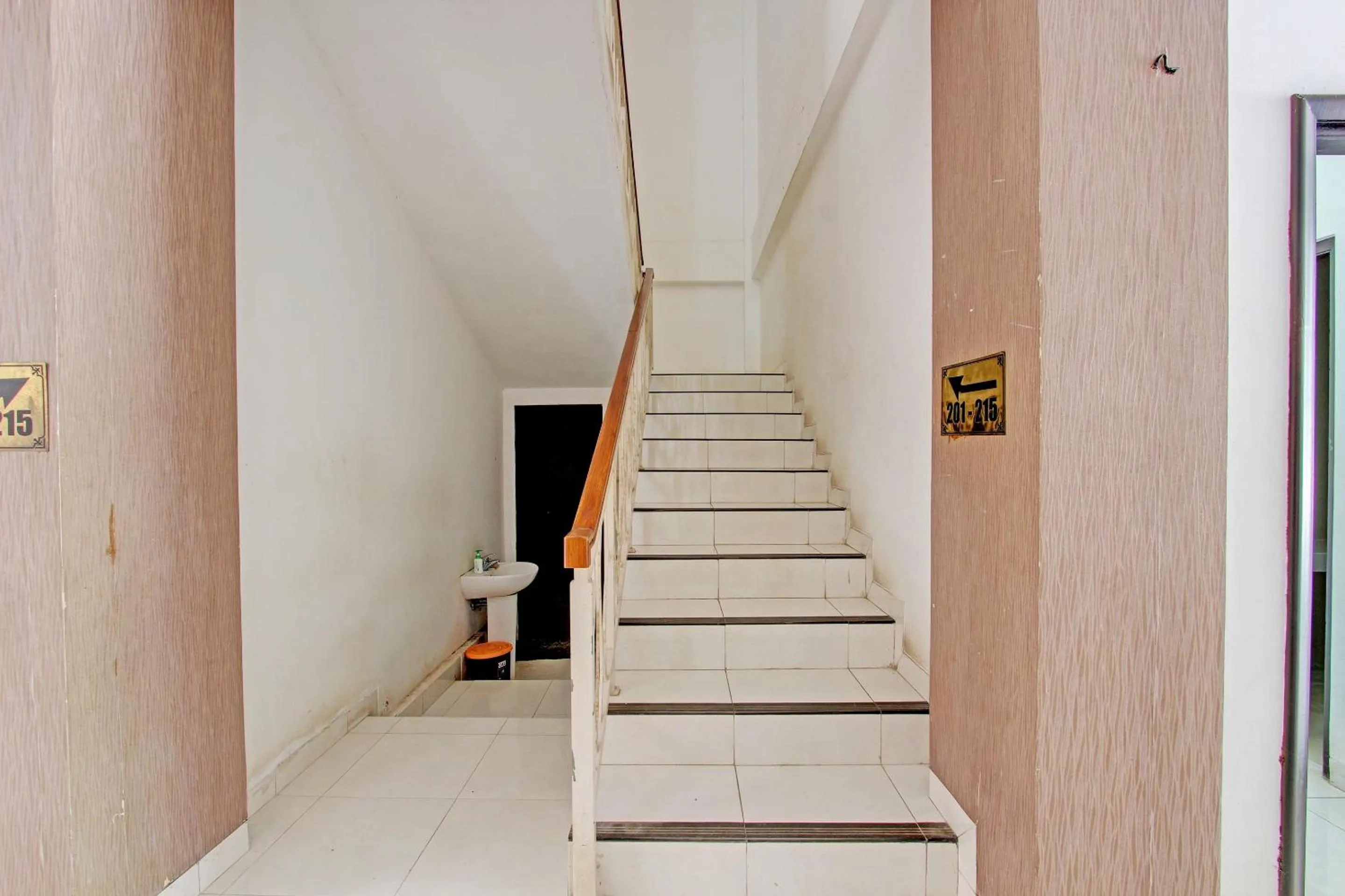 Lobby or reception in Collection O Gunung Kidul Near Pindul Cave Formerly Orchid Hotel