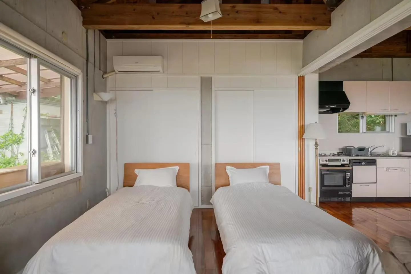 Bedroom, Bed in PANORAMA Ocean View Cottage