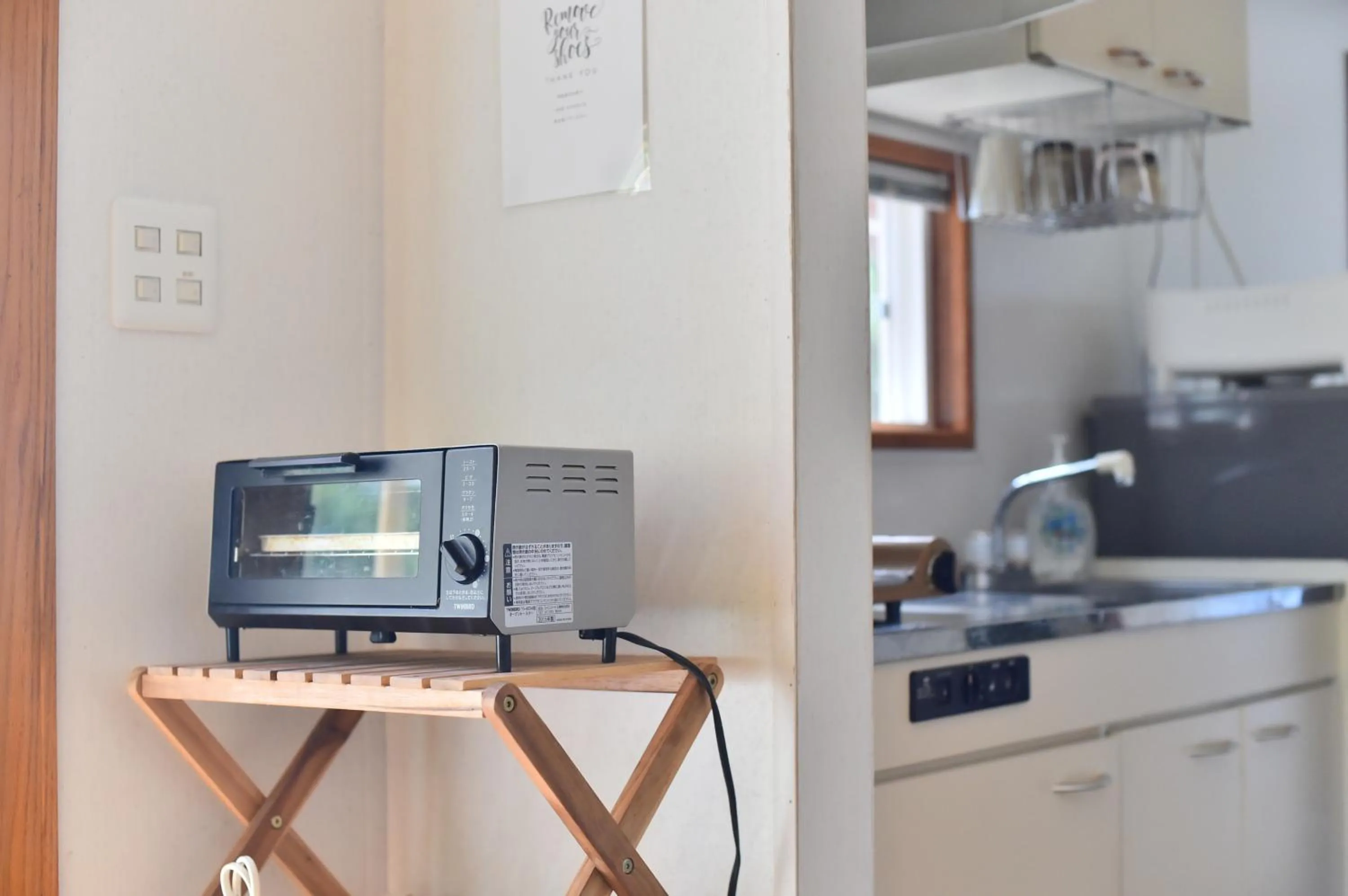 Kitchen or kitchenette in PANORAMA Ocean View Cottage