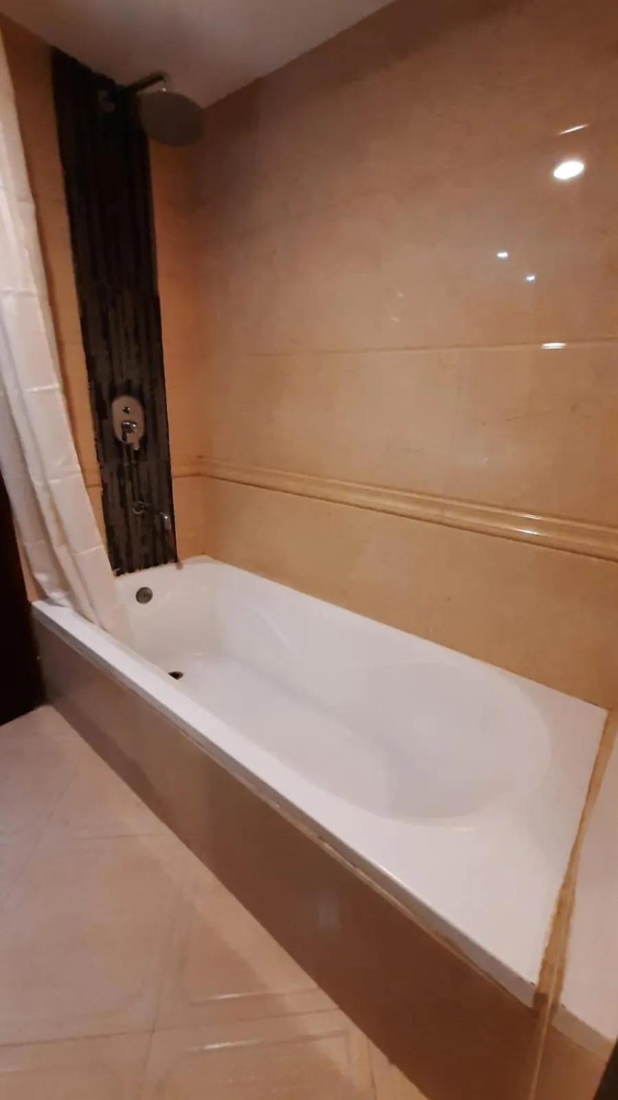 Bathroom in Hotel Bengal Canary Park