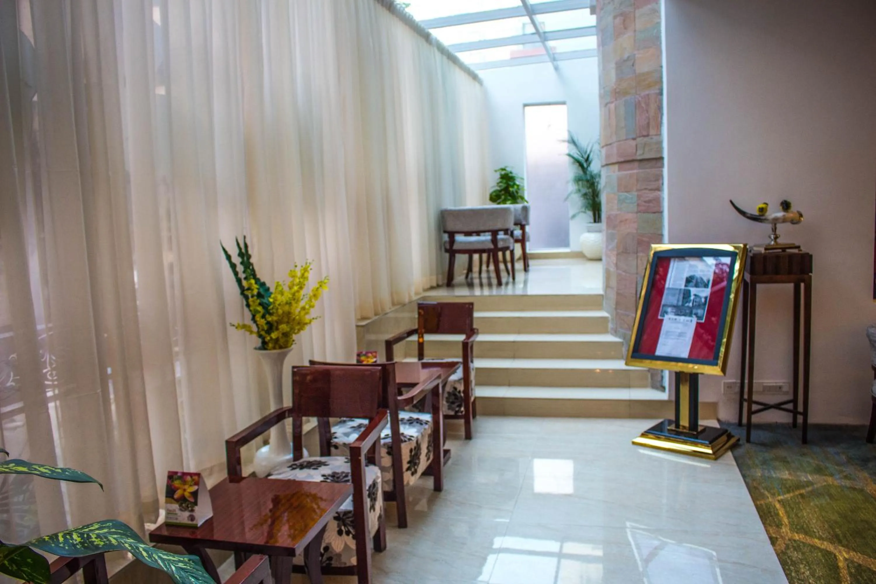 Lounge or bar in Hotel Bengal Canary Park