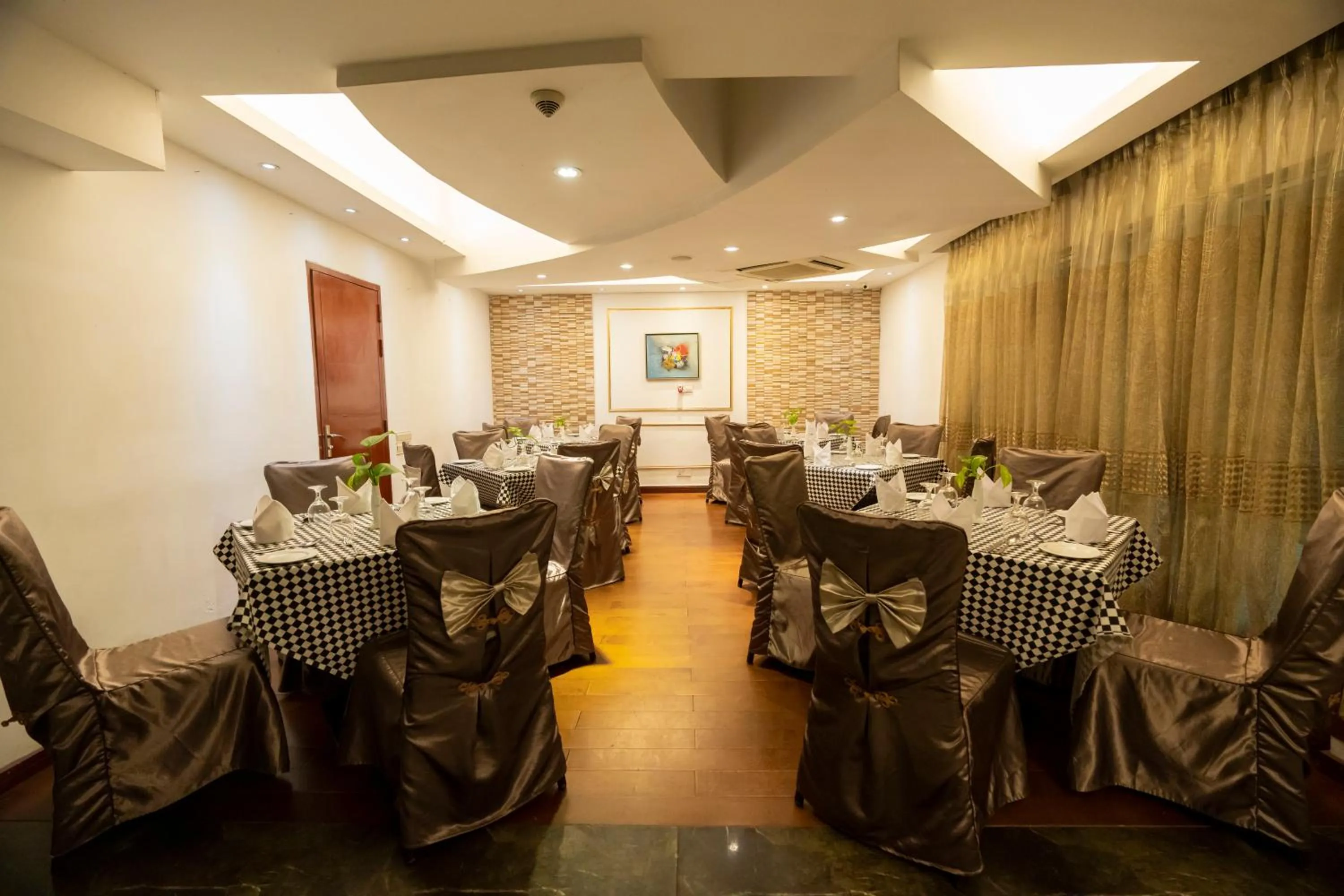 Banquet/Function facilities in Hotel Bengal Canary Park
