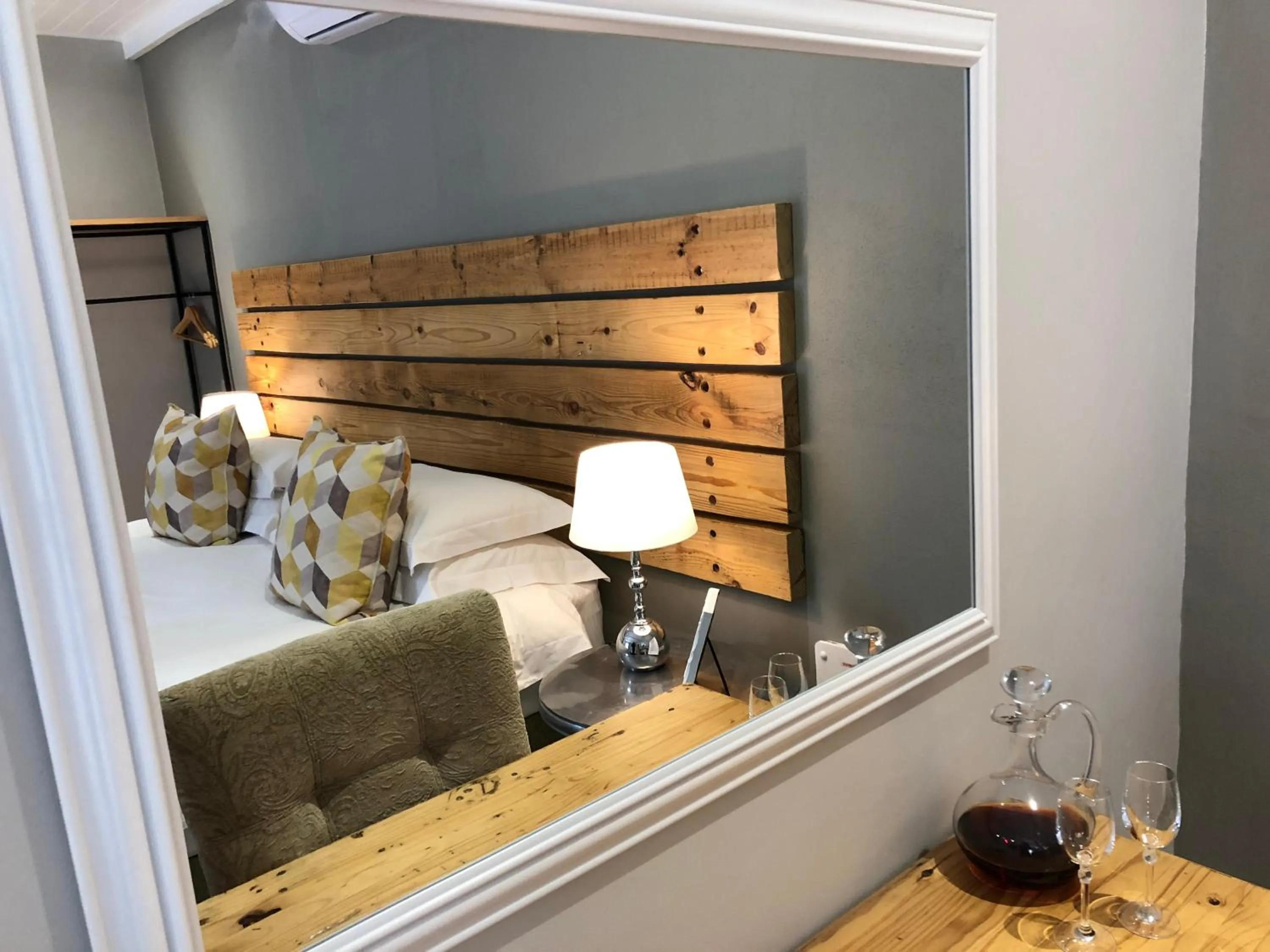 Bed in The Garden Shed Guest House