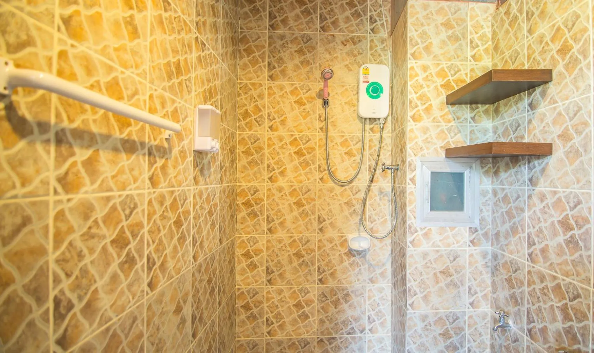 Bathroom in Lanta Nice Beach House