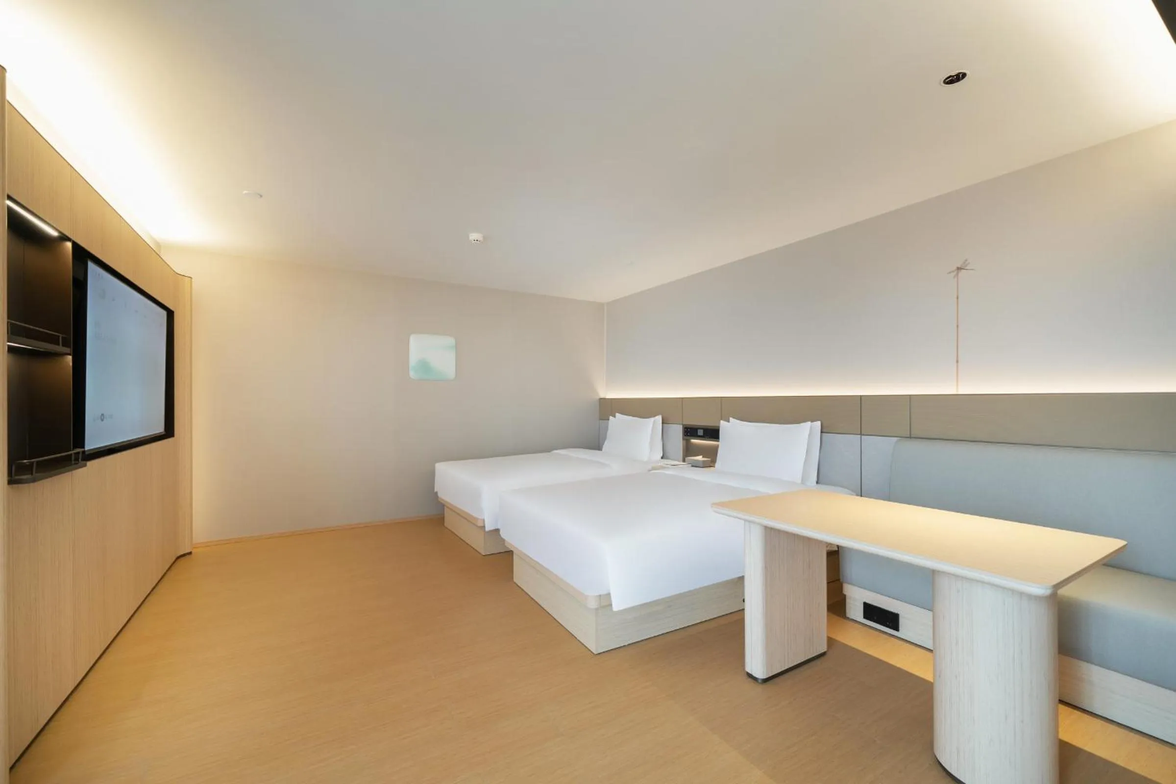 Bed in JI Hotel Sanya Center