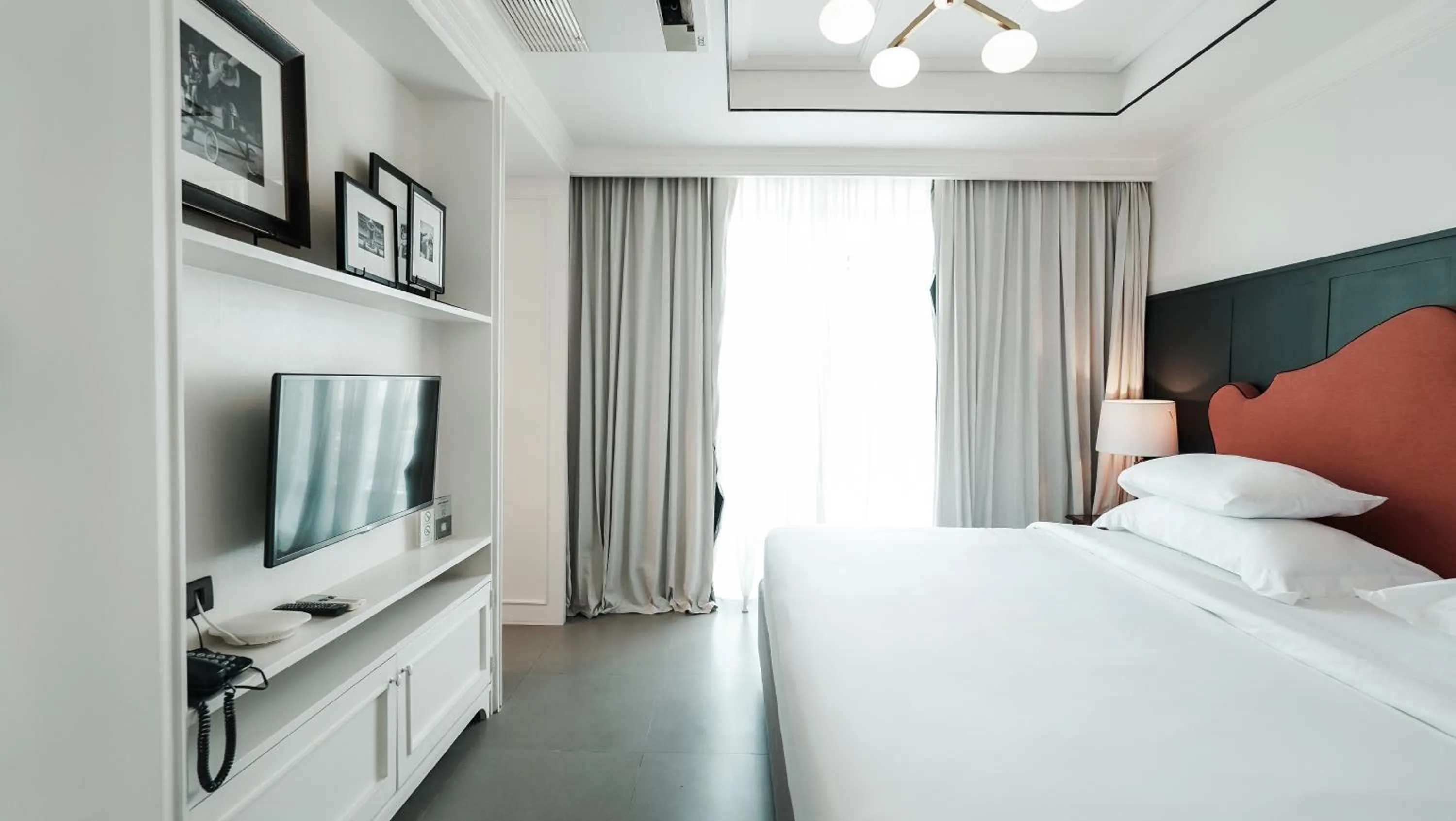 TV and multimedia, Bed in Sugar Marina Hotel -AVIATOR- Phuket Airport