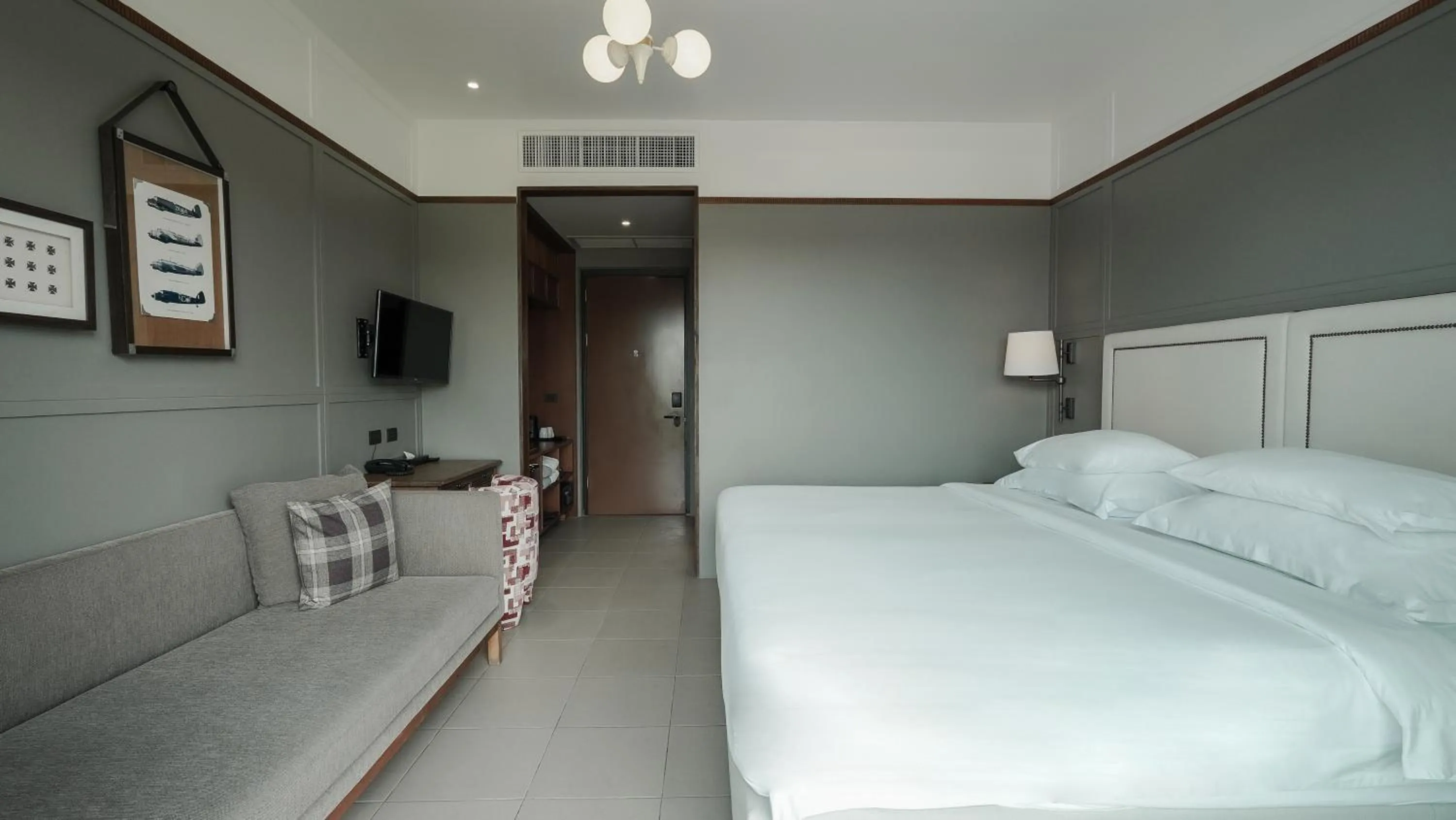 Bedroom, Bed in Sugar Marina Hotel -AVIATOR- Phuket Airport