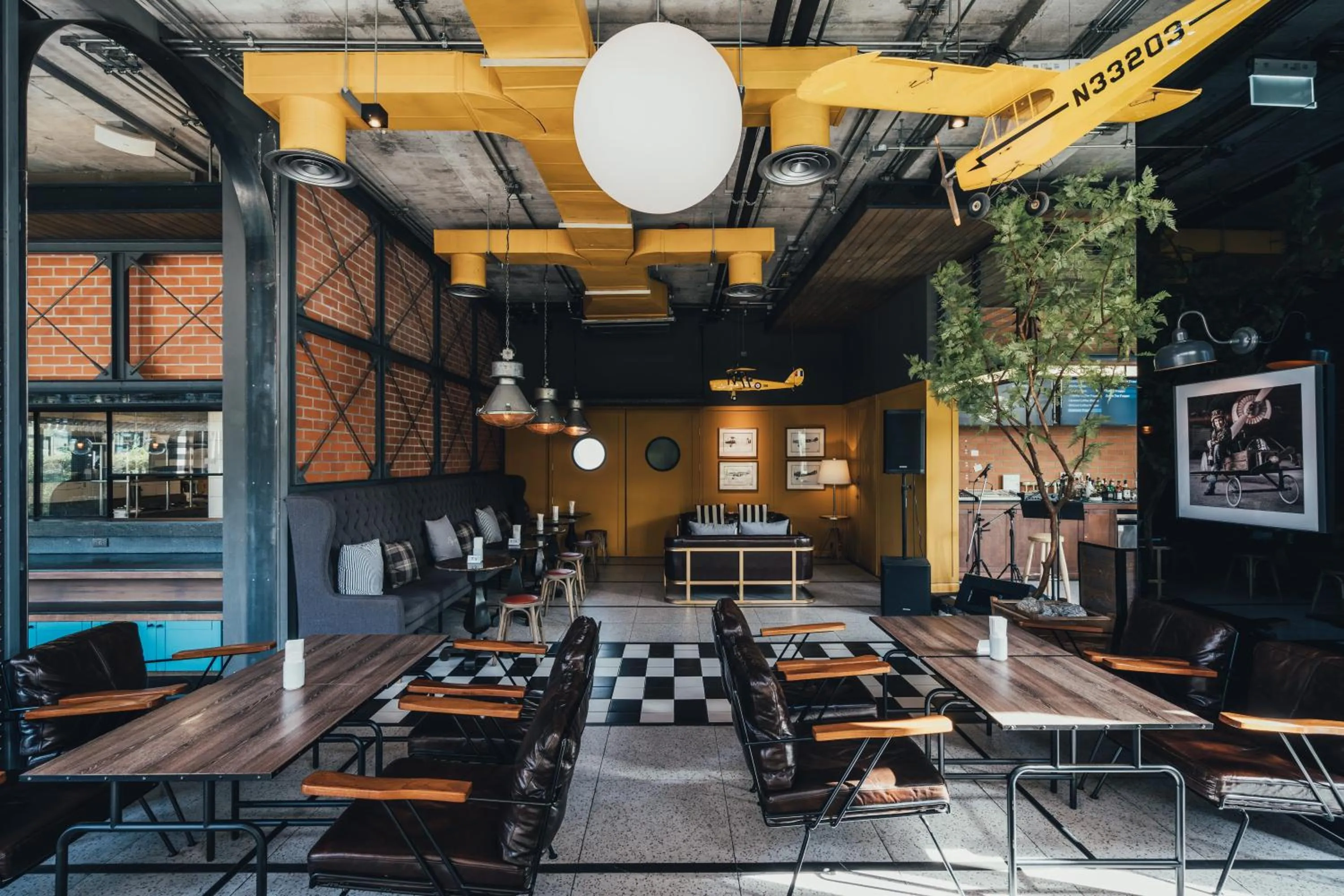 Restaurant/places to eat in Sugar Marina Hotel -AVIATOR- Phuket Airport