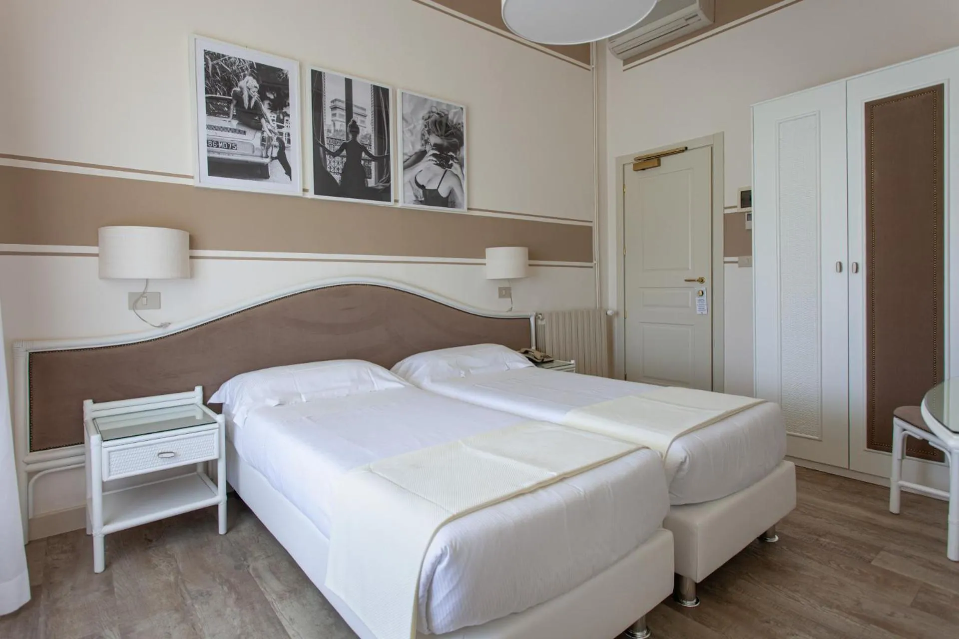 Bed in Hotel Olimpia